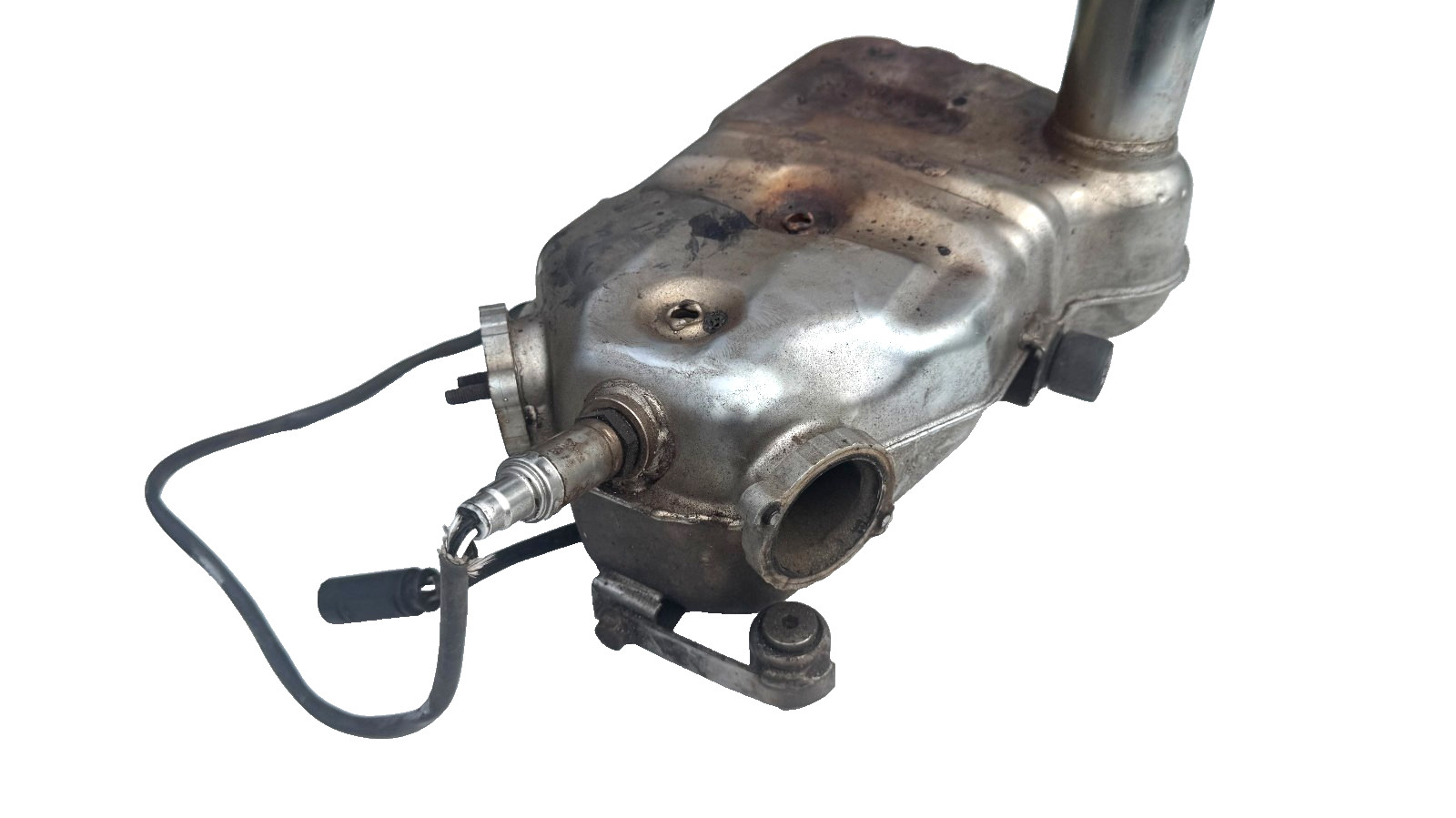 OEM BMW R1100S R1100 S catalytic converter with O2 sensor fits 1998-2005 OEM BMW R1100S R1100 S catalytic converter with O2 sensor fits 1998-2005