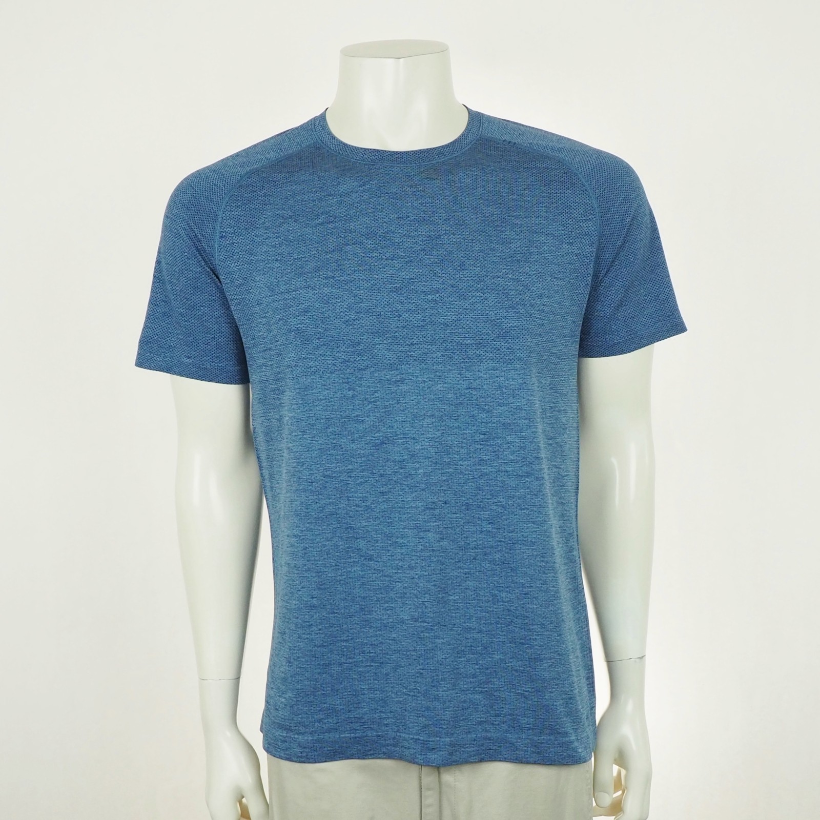 Lululemon Metal Vent Tech Training Tee Shirt Mens Medium Heather Blue Workout Lululemon Metal Vent Tech Training Tee Shirt Mens Medium Heather Blue Workout