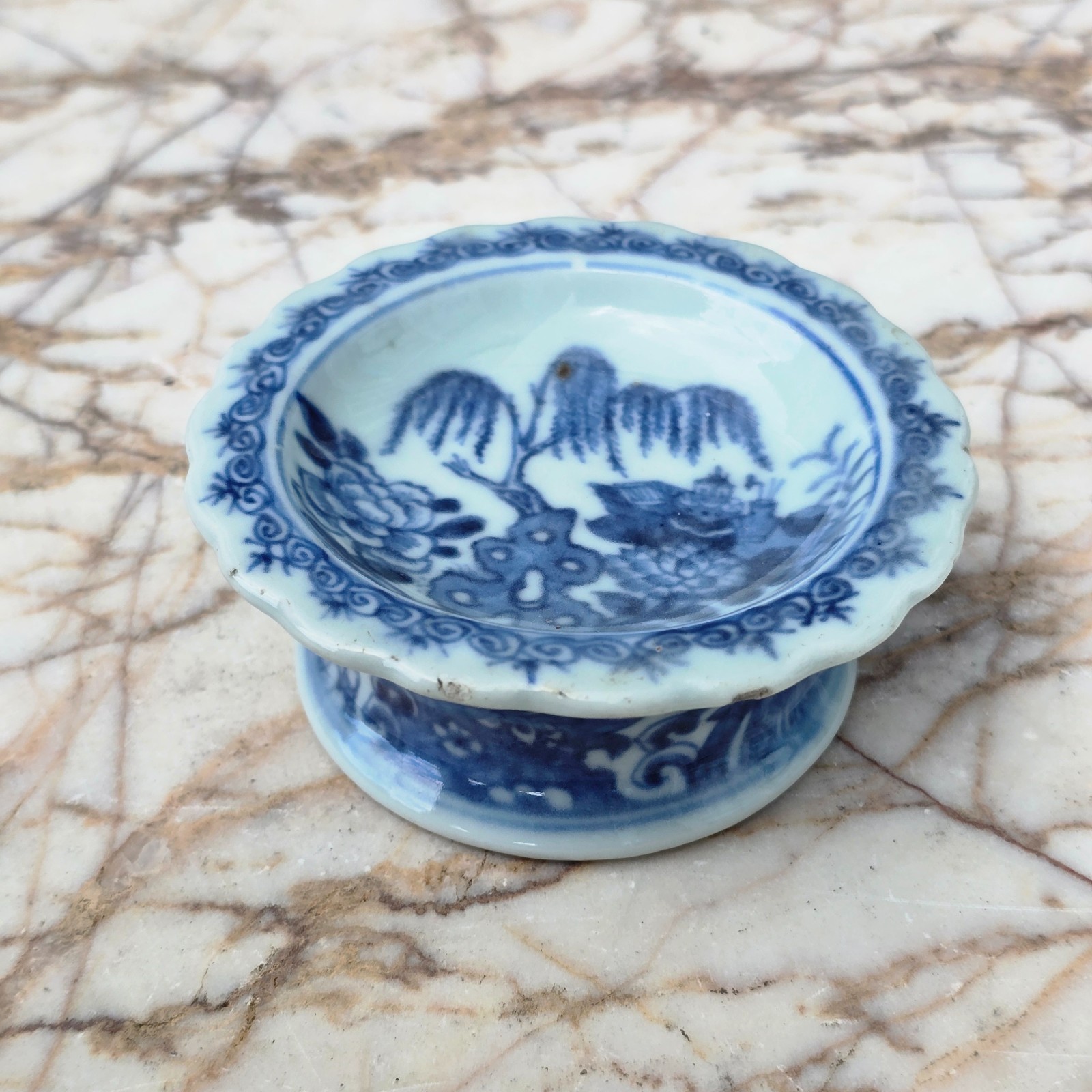 Chinese Antique Porcelain Blue & white table Salt Qianlong period 18th century
