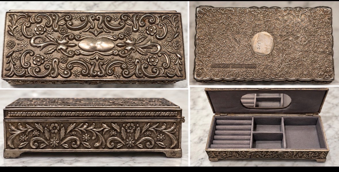 Godinger Silver Vintage Floral Embossed Metal Jewelry Box w/ Mirror for Ring Godinger Silver Vintage Floral Embossed Metal Jewelry Box w/ Mirror for Ring