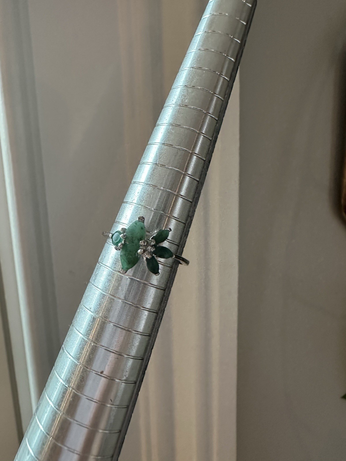 Sterling Emerald Cluster Ring Size 7 Sterling Emerald Cluster Ring Size 7