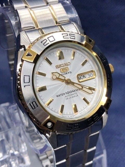 SEIKO Sports 5 Made in Japan Automatic Wristwatch Men\'s 100M Water Resistant