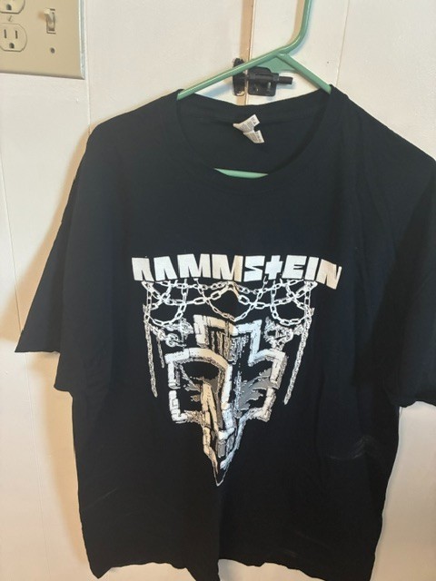 RAMMSTEIN World Tour USA 2022 Rock Concert T-Shirt 2XL RAMMSTEIN World Tour USA 2022 Rock Concert T-Shirt 2XL
