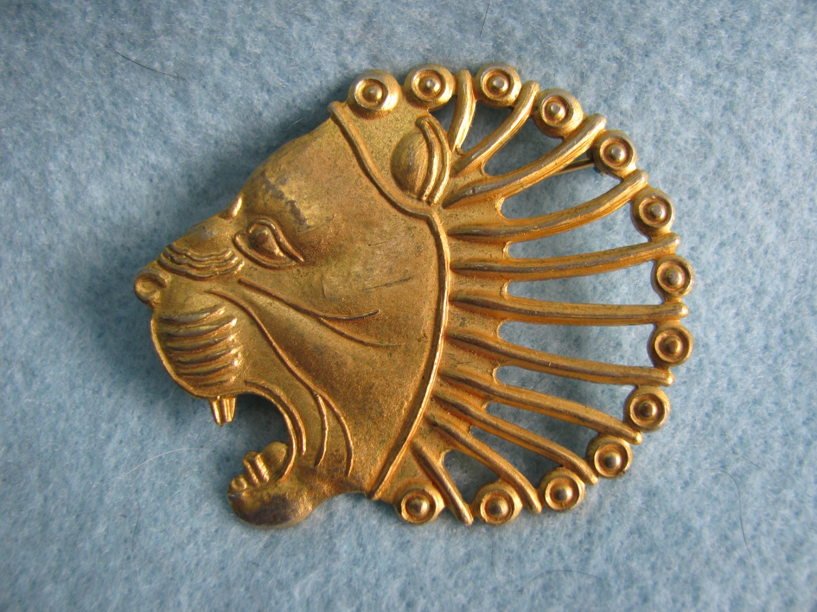 Metropolitan Museum of Art Lion\'s Head Egyptian Revival Brooch Signed Wallbank Metropolitan Museum of Art Lion\'s Head Egyptian Revival Brooch Signed Wallbank