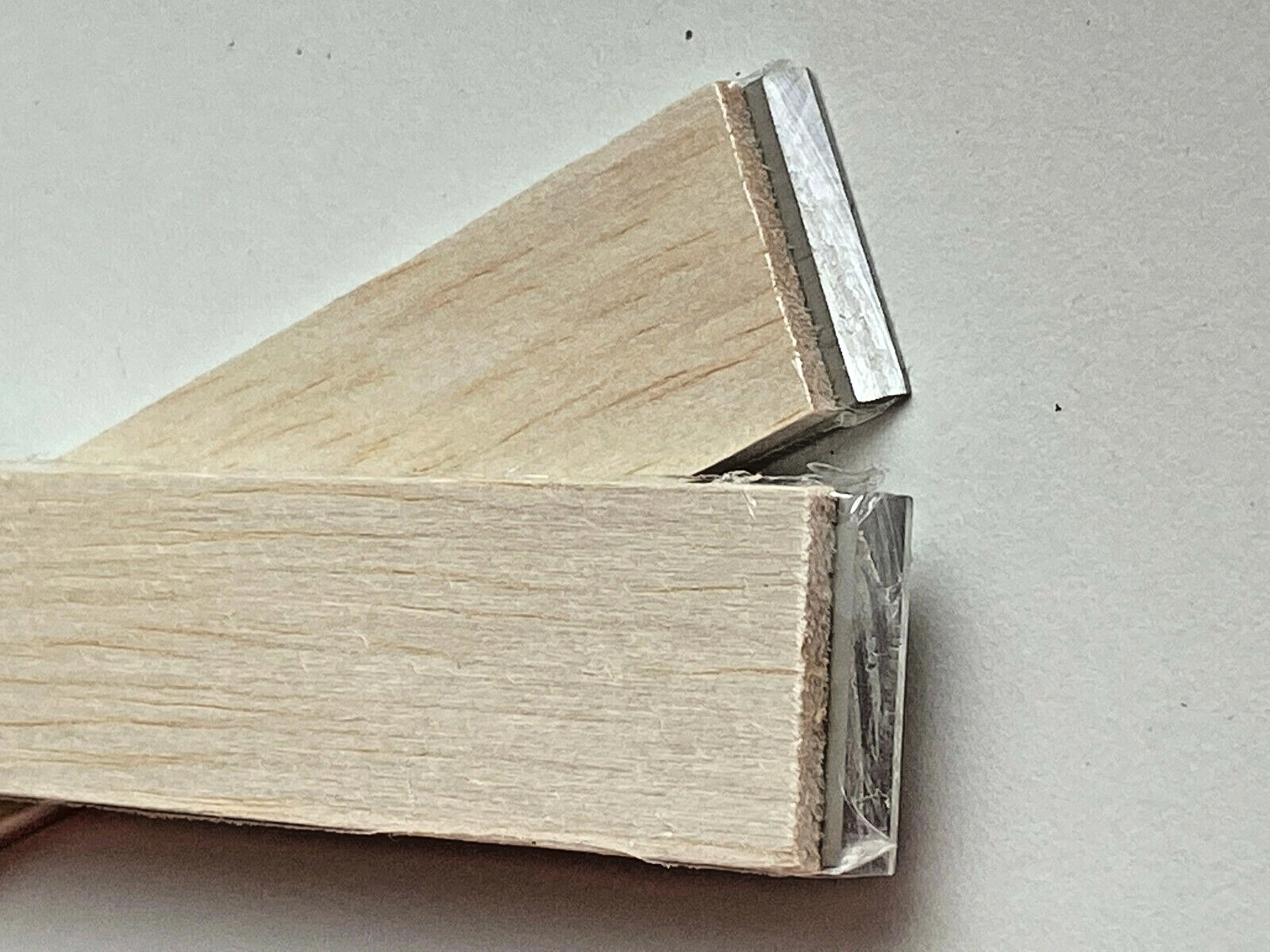 Apex Edge Pro Balsa Wood (TWO) Strops on aluminum blank for Diamond compound NEW Apex Edge Pro Balsa Wood (TWO) Strops on aluminum blank for Diamond compound NEW