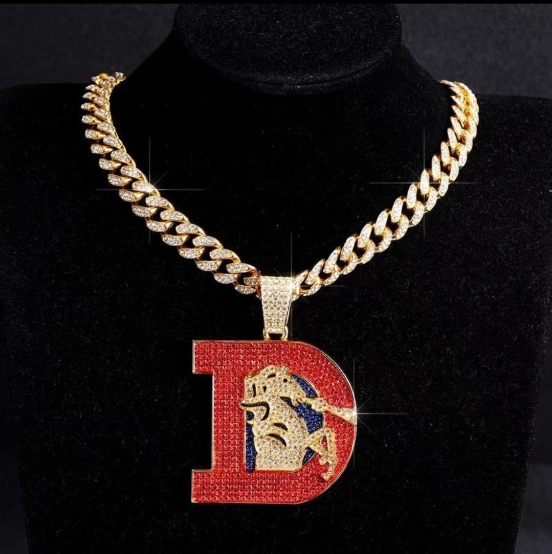 Throwback Classic Denver Broncos Gold Chain 24