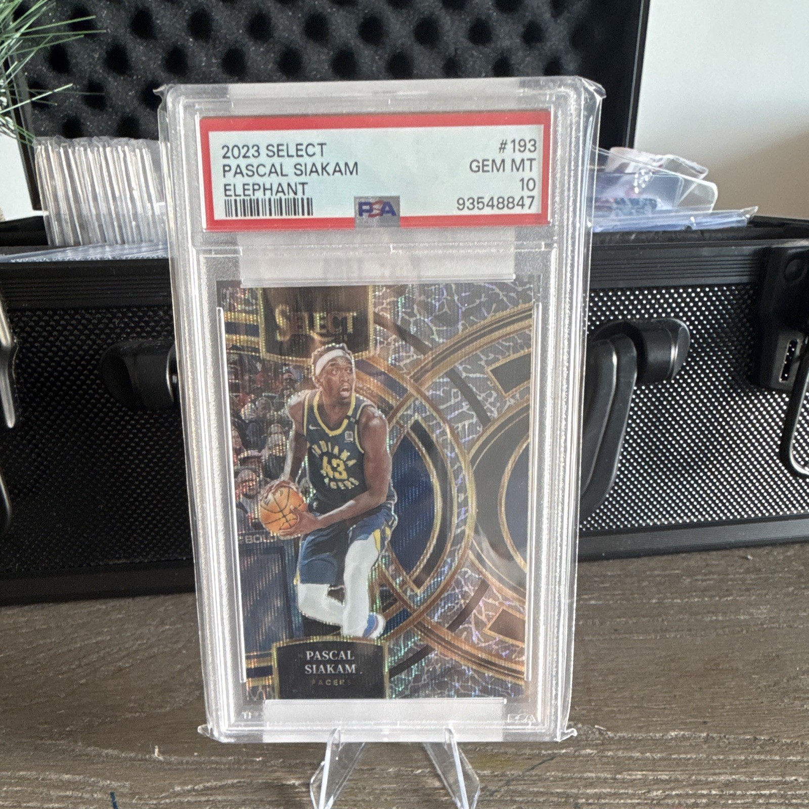 Panini 2023-24 Select Premier Level Pascal Siakam #193 Elephant Prizm PSA 10 Panini 2023-24 Select Premier Level Pascal Siakam #193 Elephant Prizm PSA 10