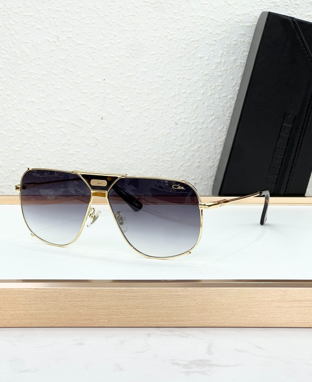 CAZAL Model:MOD994 Sunglasses Size: 60口12-140 CAZAL Model:MOD994 Sunglasses Size: 60口12-140