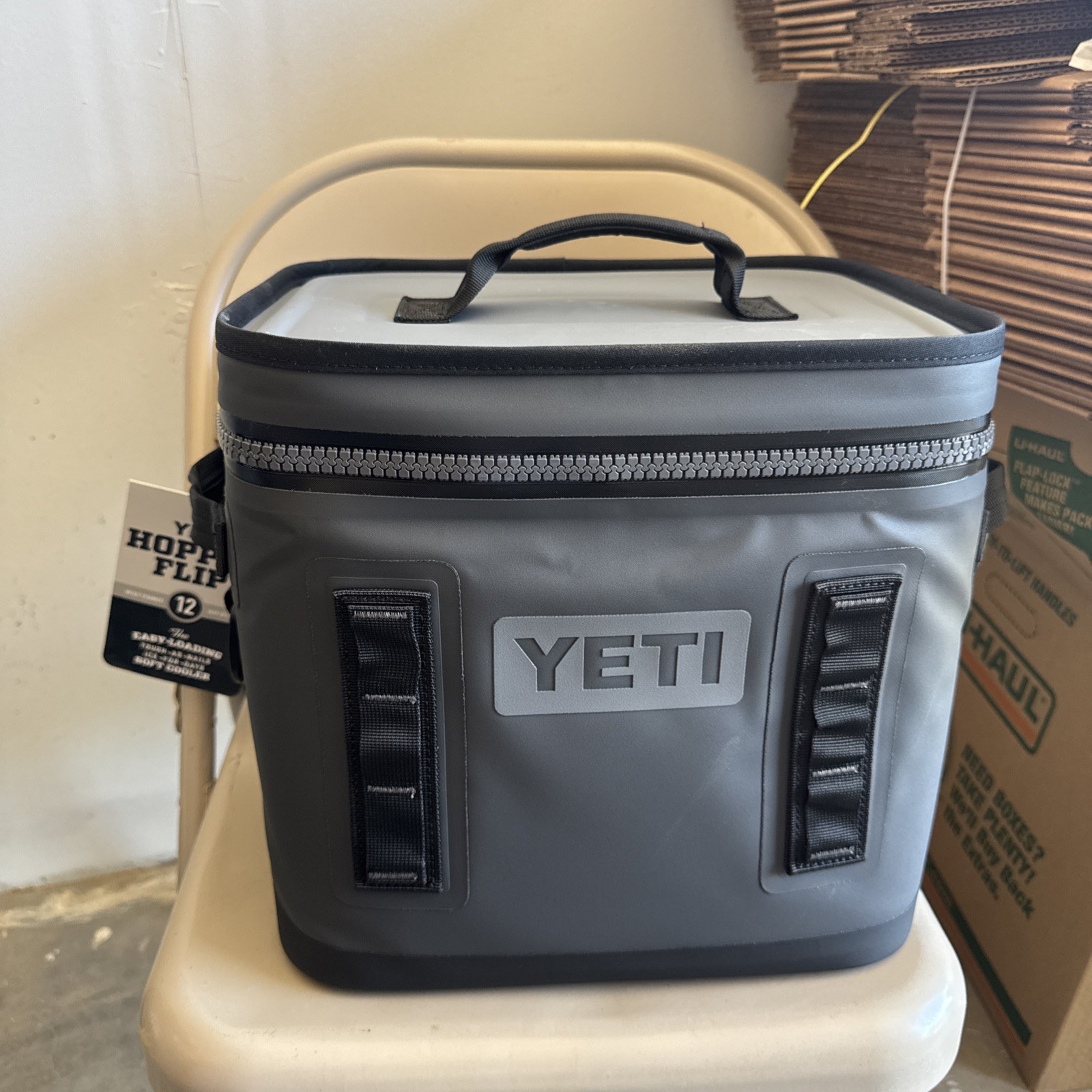 Yeti Cooler Hopper Flip 12 Charcoal Yeti Cooler Hopper Flip 12 Charcoal