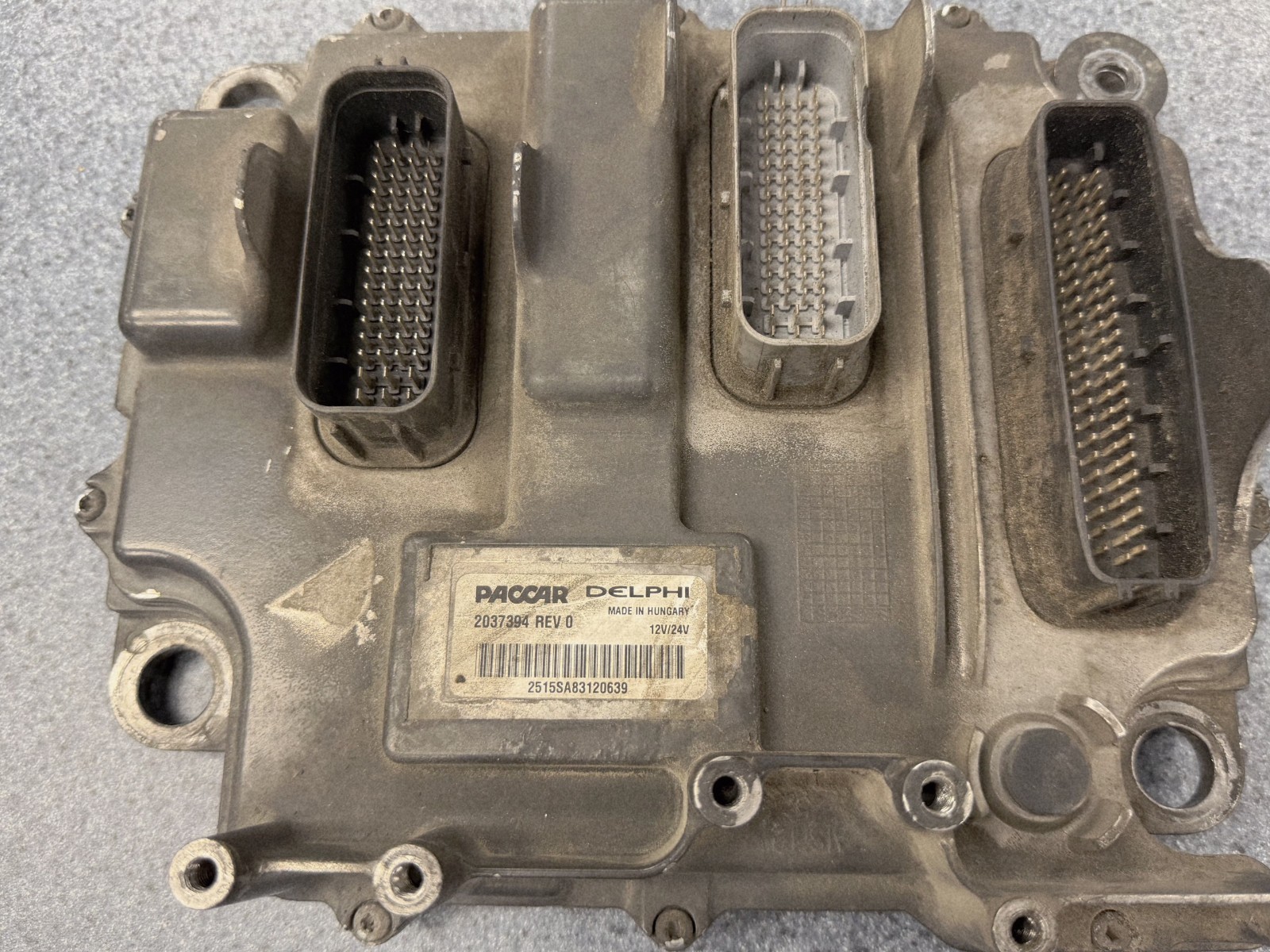 Genuine Paccar MX13 Engine Computer Module ECM 2037394 Genuine Paccar MX13 Engine Computer Module ECM 2037394
