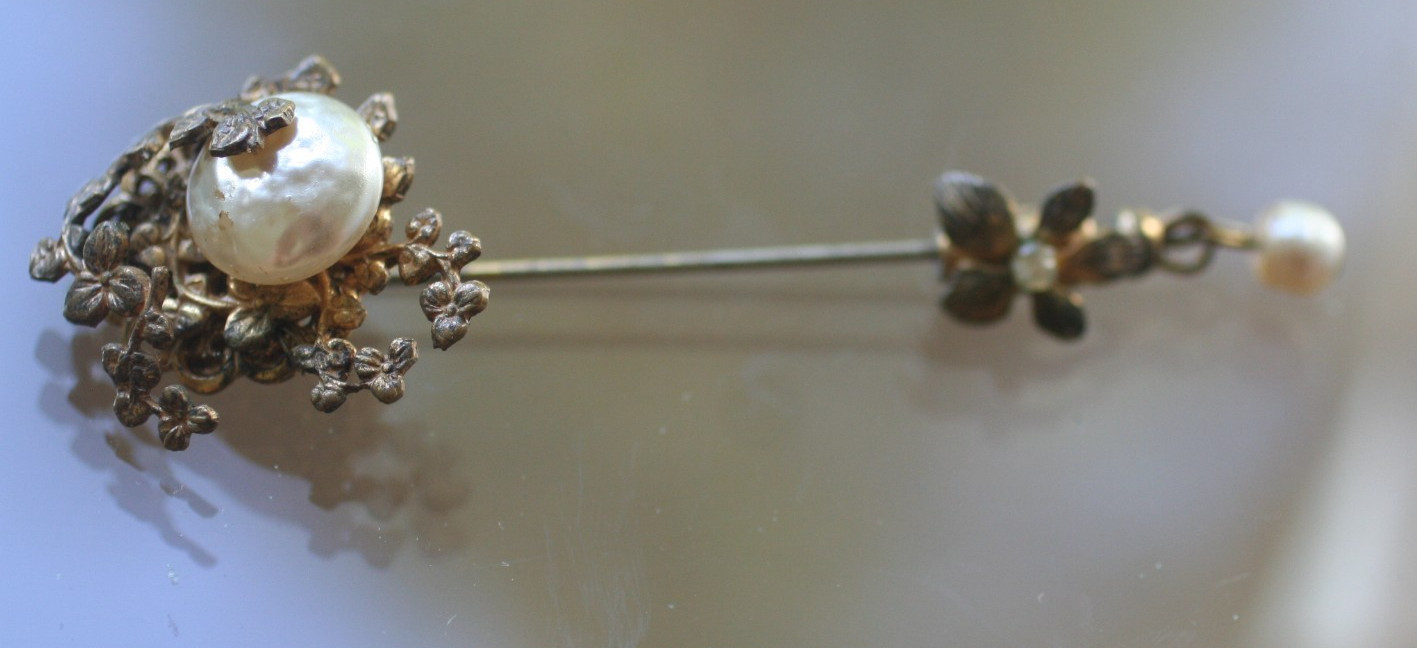 Rare Vintage Miriam Haskell Signed Baroque Pearl Floral Stick Pin Jabot Brooch