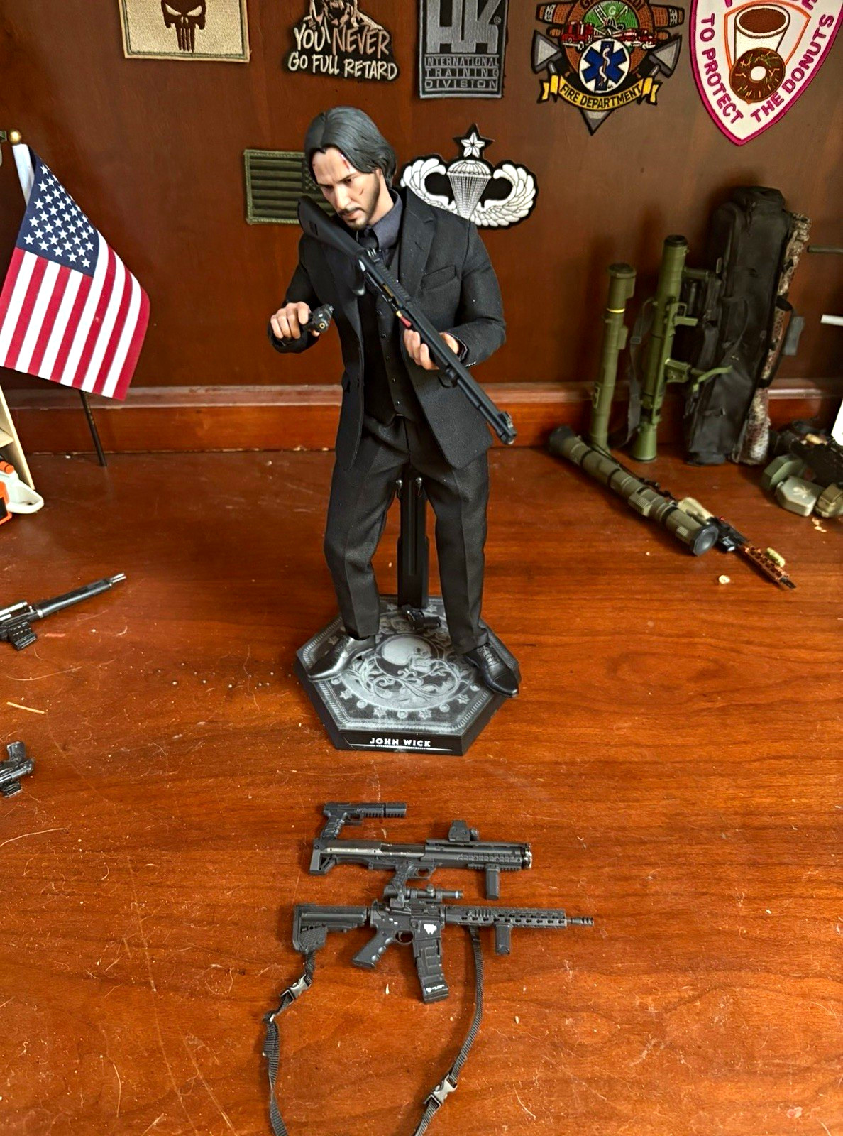 1/6 hot toys john wick 2 read description 1/6 hot toys john wick 2 read description