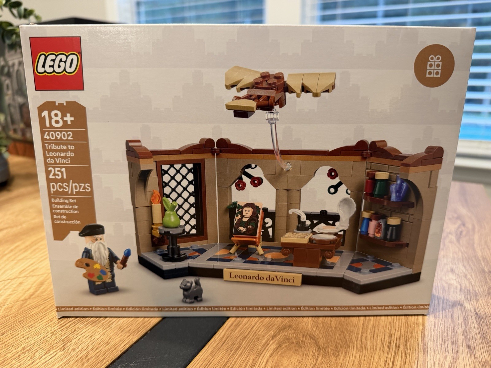 NEW Lego GWP Set 40902 Tribute To Leonardo Da Vinci  NEW Lego GWP Set 40902 Tribute To Leonardo Da Vinci 