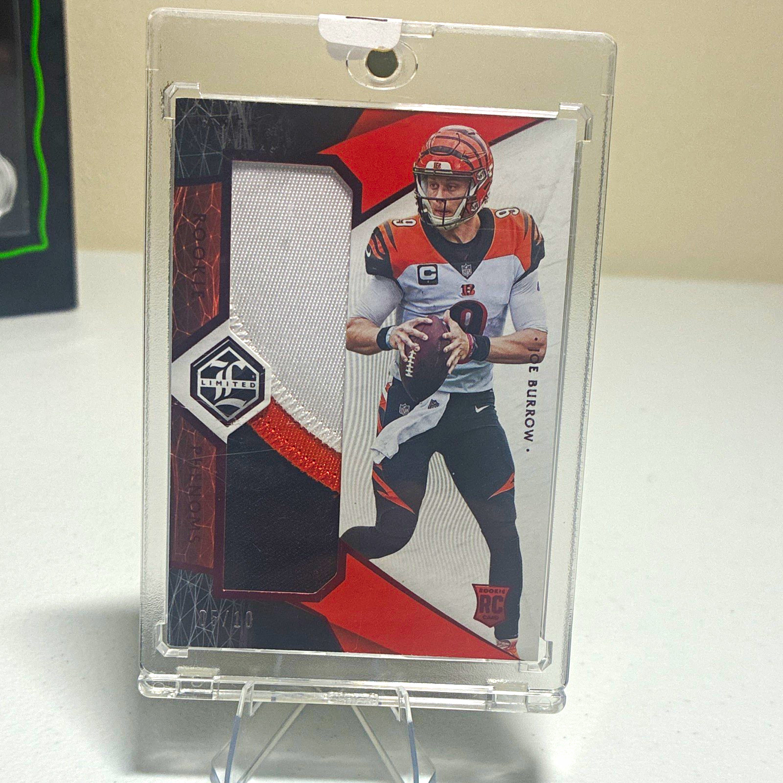 Panini 2020 Limited Joe Burrow Rookie Phenoms Patch RC RP-JB /10 Bengals Panini 2020 Limited Joe Burrow Rookie Phenoms Patch RC RP-JB /10 Bengals