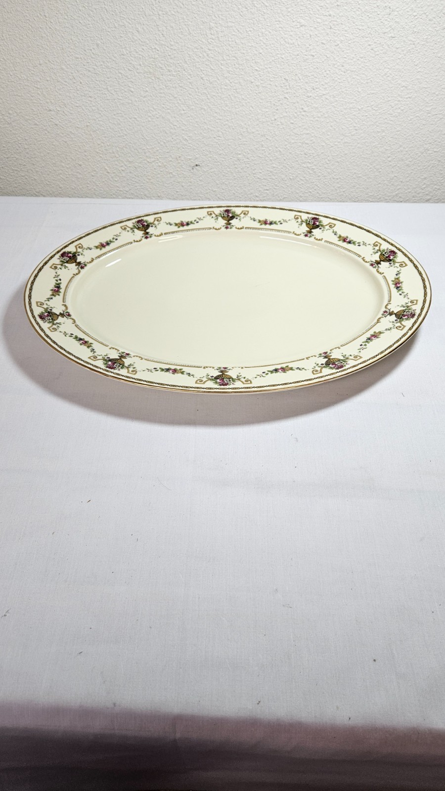Vintage H & Co. Heinrich Selb Bavaria Serving Platter 16”x 11.5” #8709 Vintage H & Co. Heinrich Selb Bavaria Serving Platter 16”x 11.5” #8709