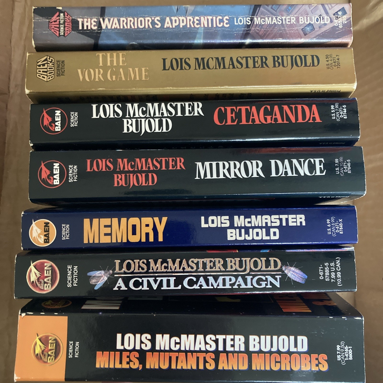 Lois McMaster Bujold Vorkosigan Adventures 7 Book Lot - Science Fiction Epic Lois McMaster Bujold Vorkosigan Adventures 7 Book Lot - Science Fiction Epic