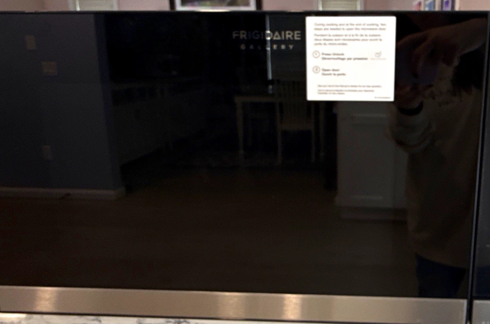 Frigidaire Gallery Built-In Microwave 2.2 cu ft Black Stainless 1000W Frigidaire Gallery Built-In Microwave 2.2 cu ft Black Stainless 1000W