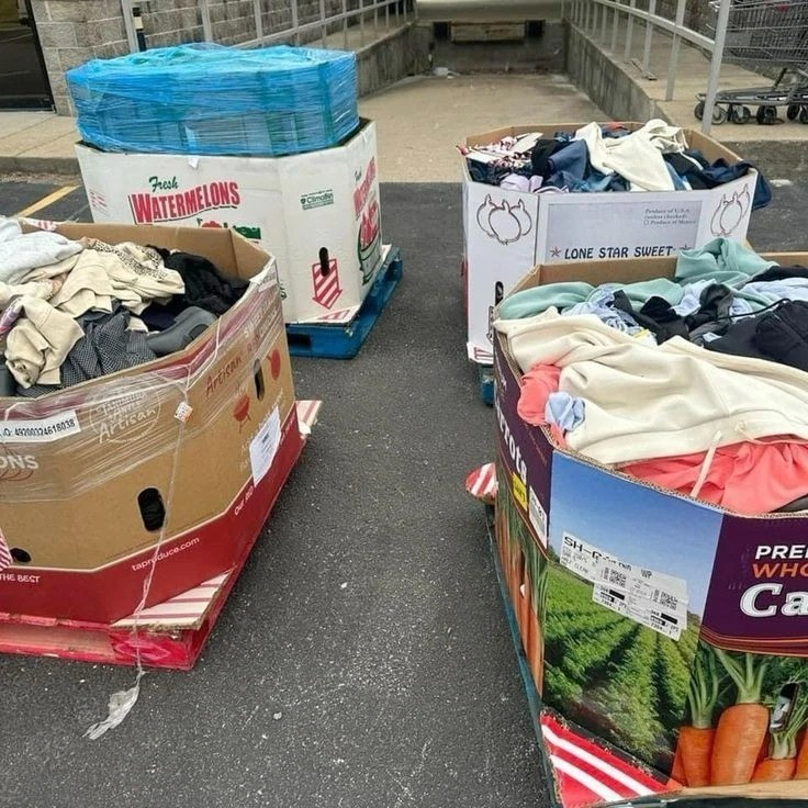 Large Retail Liquidation Mystery Box – Amazon Target Large Retail Liquidation Mystery Box – Amazon Target