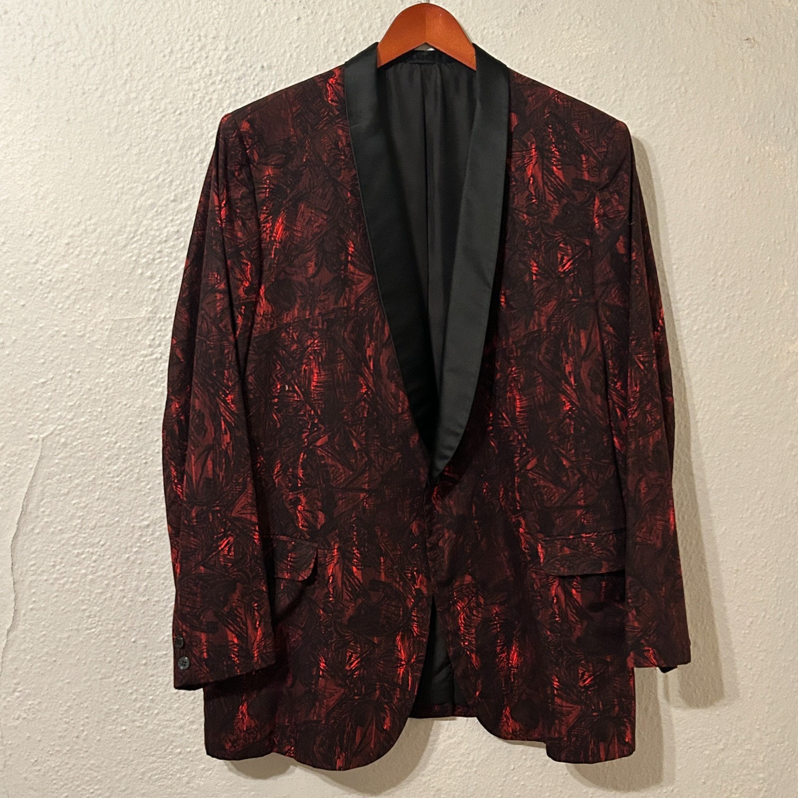 Vintage 60\'s Mens Sz 46L Jacket Sport Coat Tuxedo Blazer Red Tiki Print XL VLV Vintage 60\'s Mens Sz 46L Jacket Sport Coat Tuxedo Blazer Red Tiki Print XL VLV