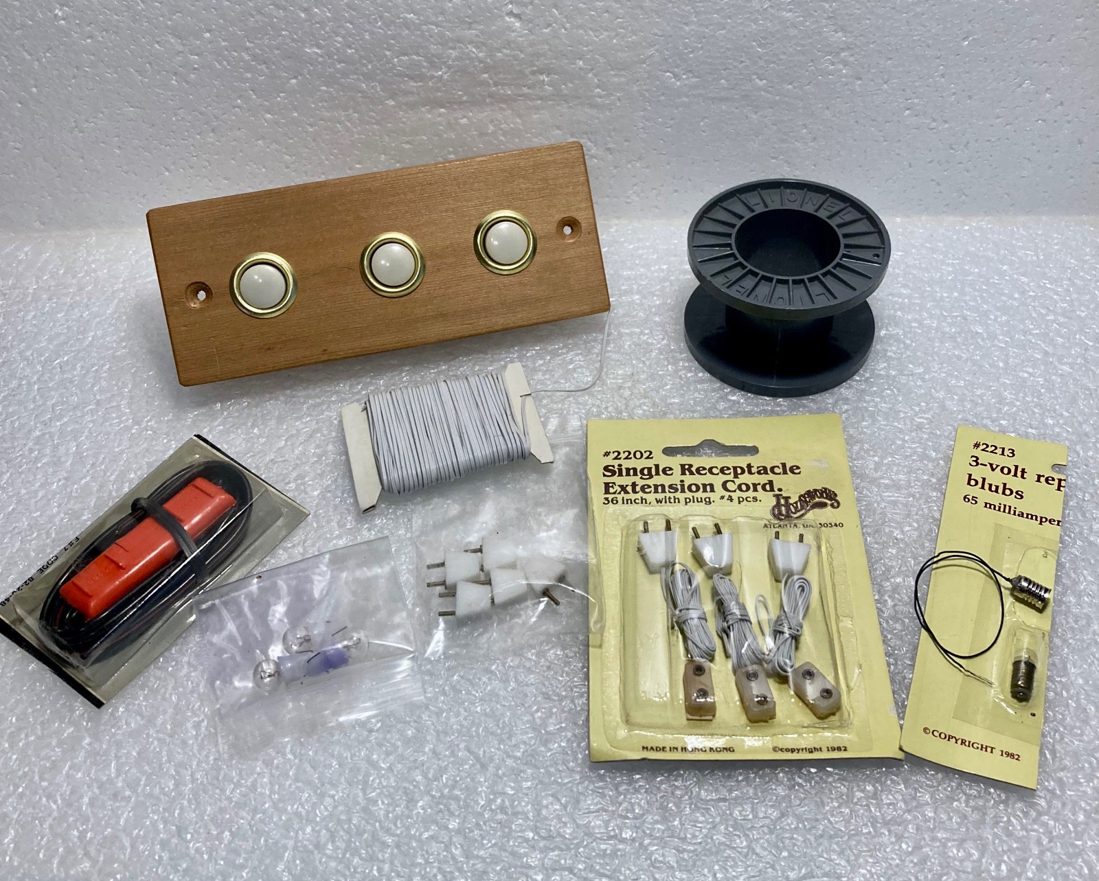 Miscellaneous Model Train Layout Accessory / Hardware  O, 027 & HO Gauge Layouts