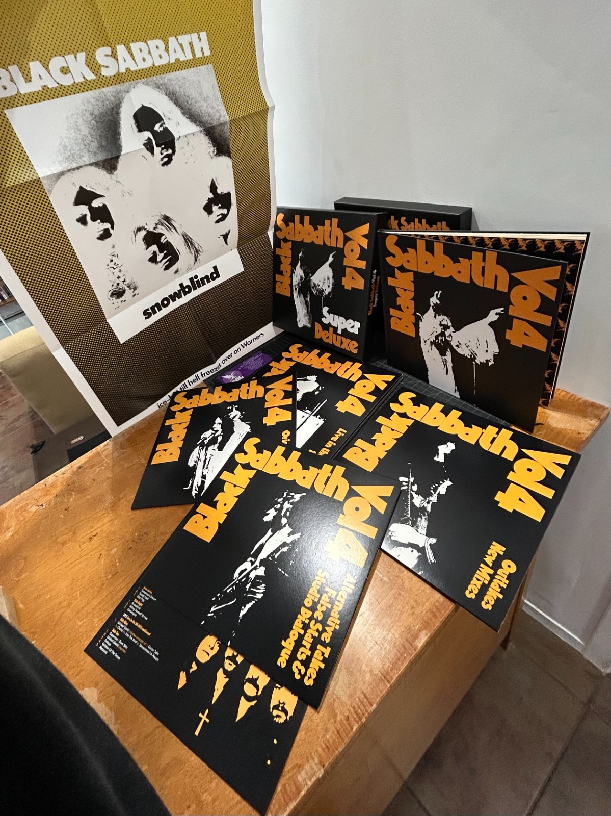 Black Sabbath-Vol. 4 (Super Deluxe Edition) (5 LP Vinyl) Ozzy Osbourne Black Sabbath-Vol. 4 (Super Deluxe Edition) (5 LP Vinyl) Ozzy Osbourne