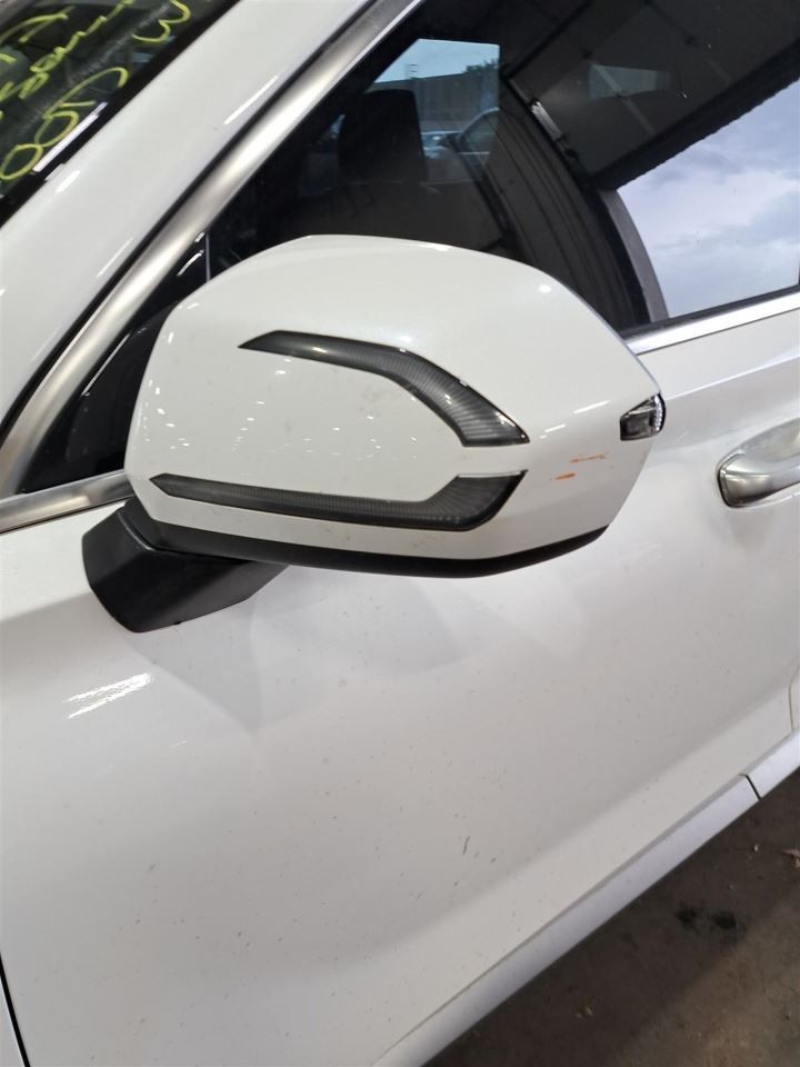 2023-2025 Hyundai Palisade Left Driver Side View Mirror Heated Color: White Oem