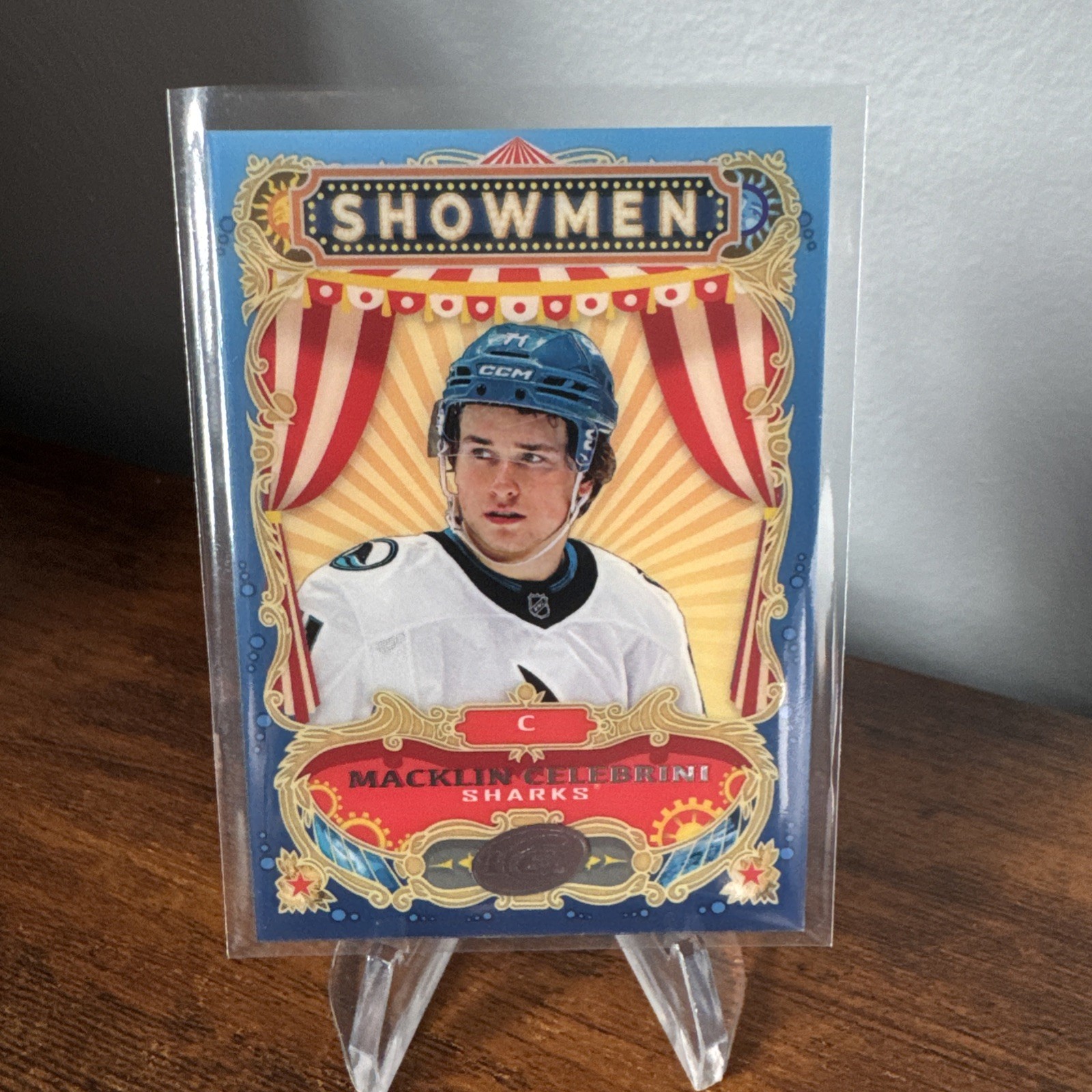 2025-26 Upper Deck Ice Showmen Macklin Celebrini SSP SM-10 2025-26 Upper Deck Ice Showmen Macklin Celebrini SSP SM-10