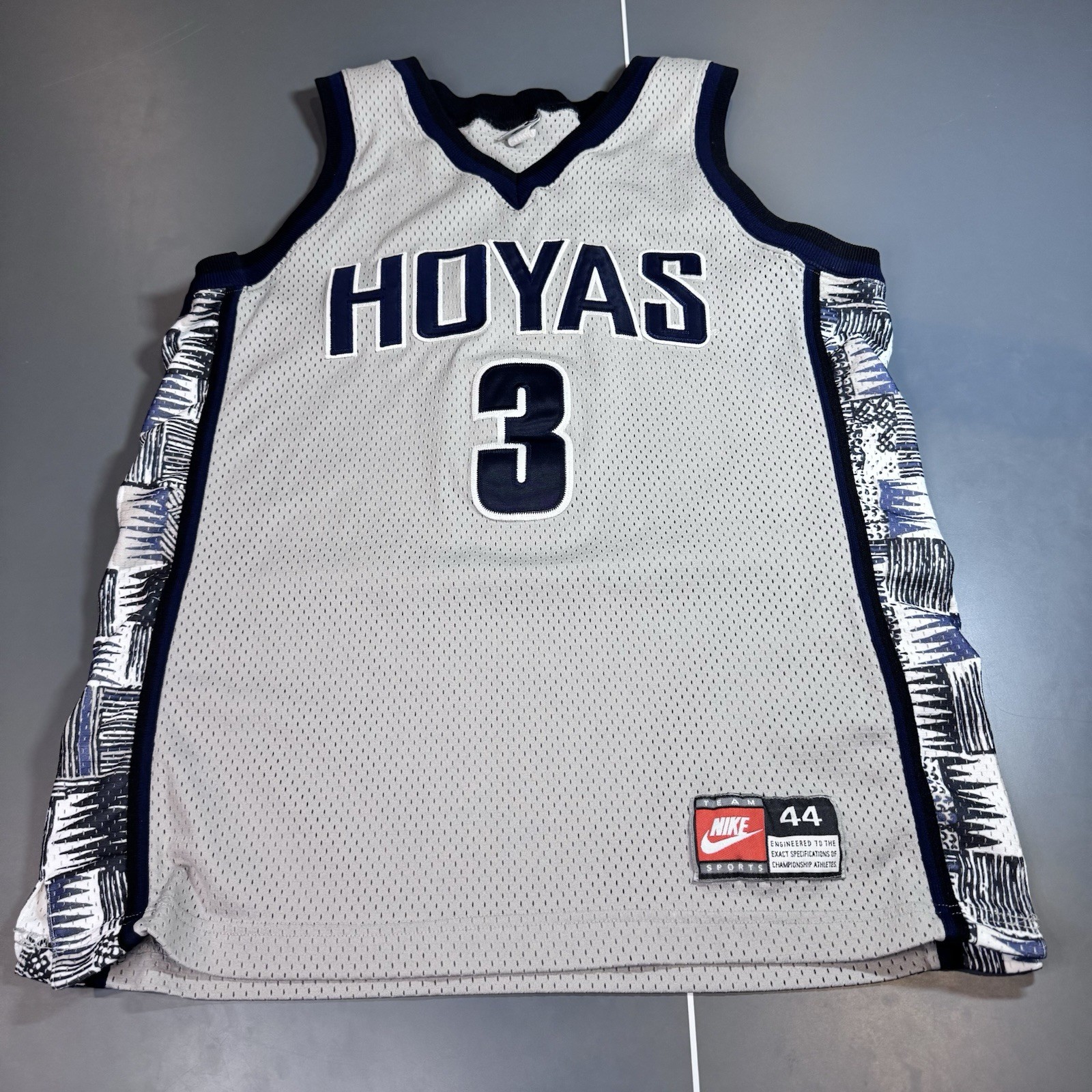 ALLEN IVERSON Georgetown Hoyas Nike Authentic Jersey Size 44Vintage 90s ALLEN IVERSON Georgetown Hoyas Nike Authentic Jersey Size 44Vintage 90s