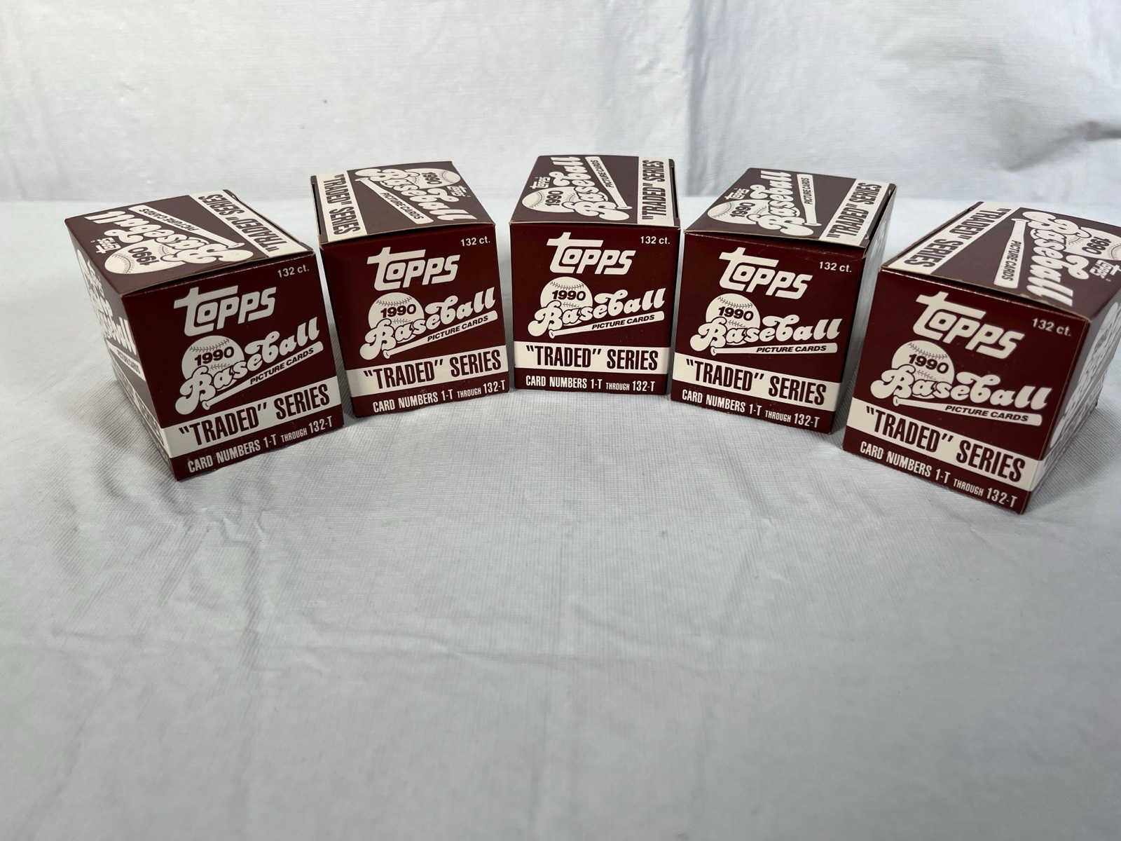 1990 TOPPS TRADED SERIES COMPLETE BASEBALL CARD SET (132 CARDS) Lot Of 5 New 1990 TOPPS TRADED SERIES COMPLETE BASEBALL CARD SET (132 CARDS) Lot Of 5 New