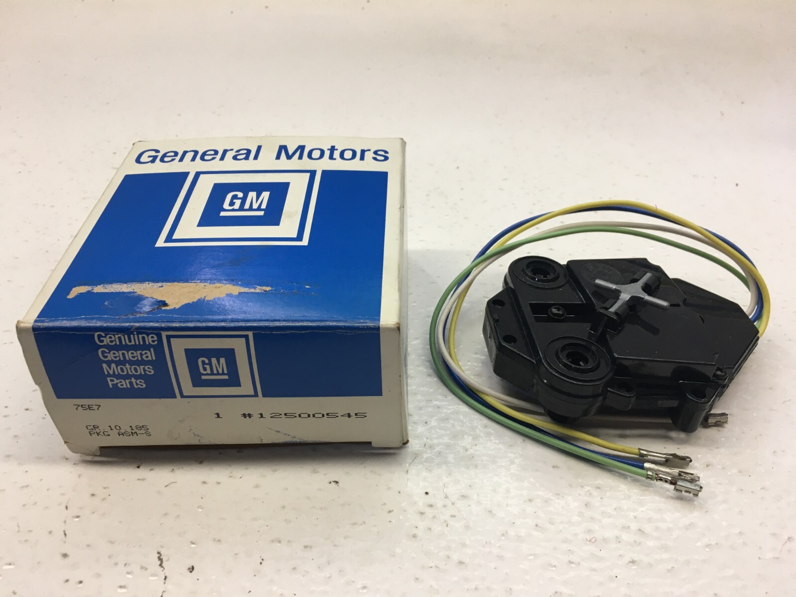 NOS 1986-93 Cadillac Eldorado Seville Buick Riviera Power Mirror Motor 12500545