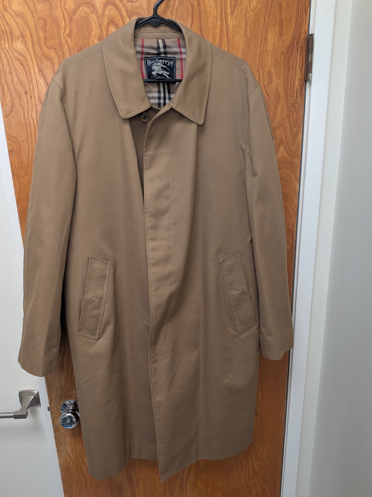 Vintage Burberrys Car Coat Made in England Tan Gabardine Blend size 36
