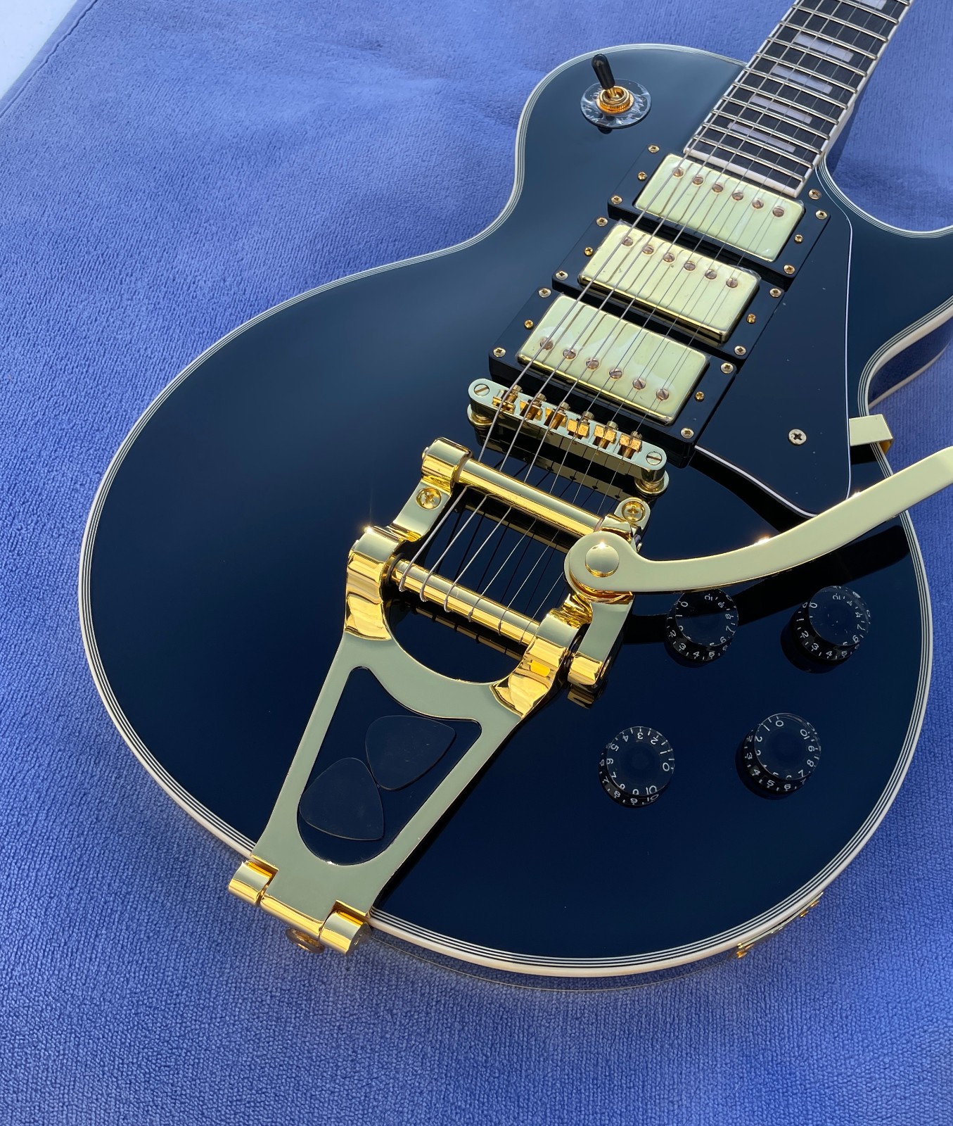 6 String Electric Guitar Glossy Black Solid Body Bsby Tremolo Bone Nut Guitarra 6 String Electric Guitar Glossy Black Solid Body Bsby Tremolo Bone Nut Guitarra