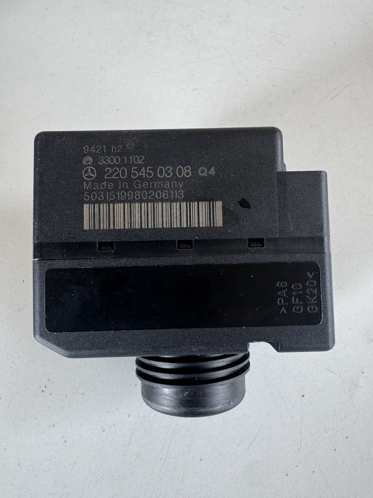 02-06 Mercedes W220 S500 S55 CL55 Electronic Ignition Switch EIS 2205450308 02-06 Mercedes W220 S500 S55 CL55 Electronic Ignition Switch EIS 2205450308