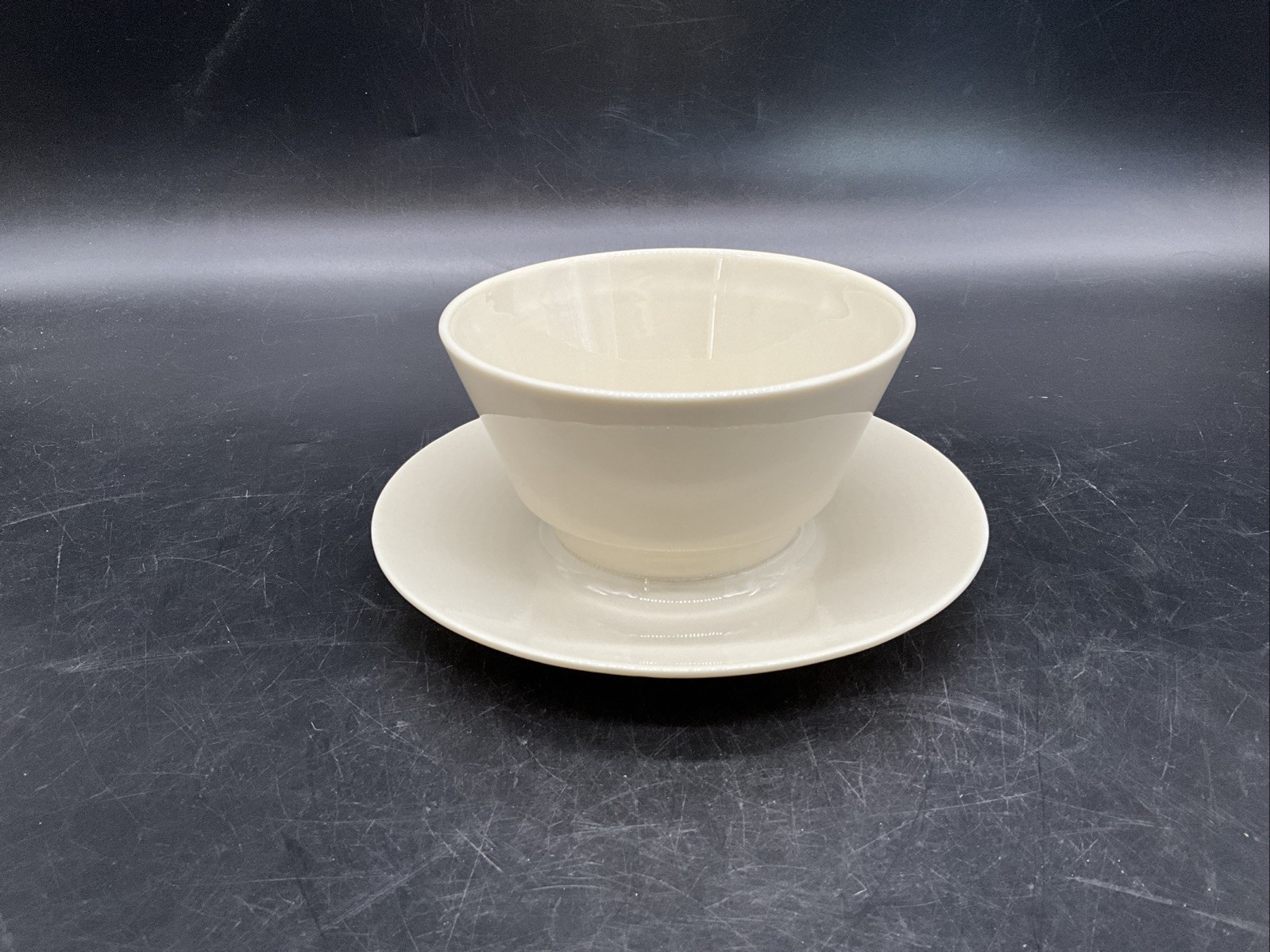 Lenox U.S.A Special Condiment Serving Bowl W/ Attached Under Plate 3 1/4” T, 7”W Lenox U.S.A Special Condiment Serving Bowl W/ Attached Under Plate 3 1/4” T, 7”W