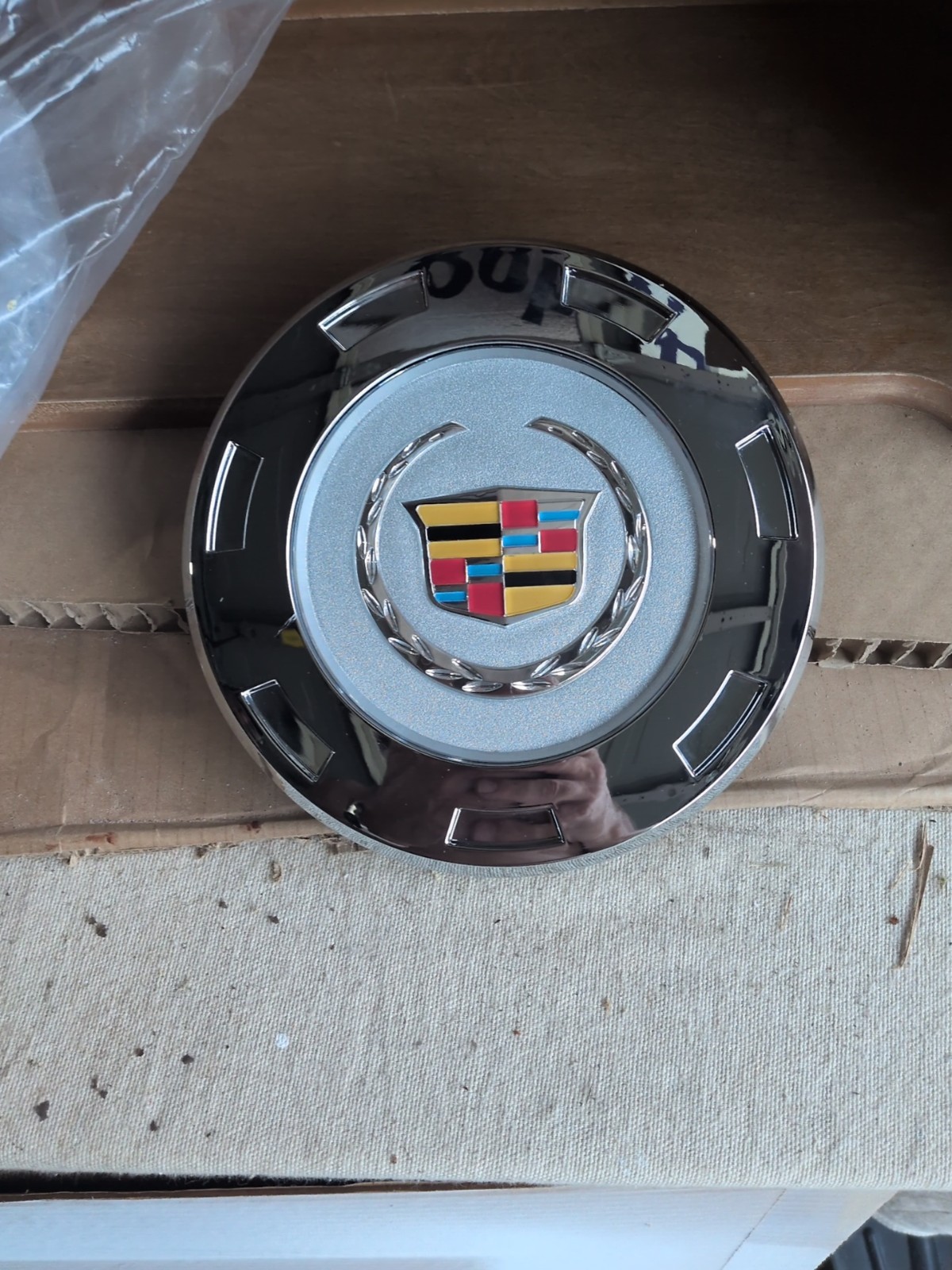 NEW 2007-2014 COLOR CREST CADILLAC ESCALADE 22” WHEEL CENTER CAP HUB set of 4pc