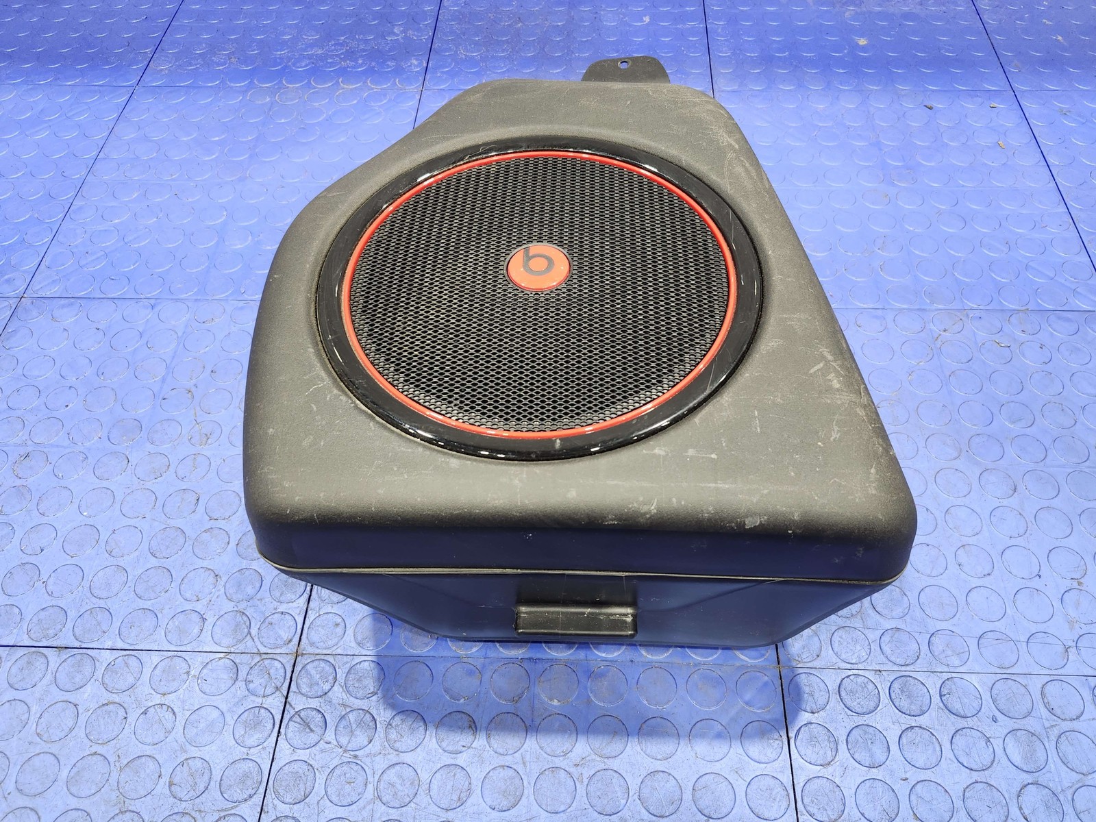 2013-2014 Chrysler 300 Beats Subwoofer Assembly Genuine OEM 1WQ34DX9AC