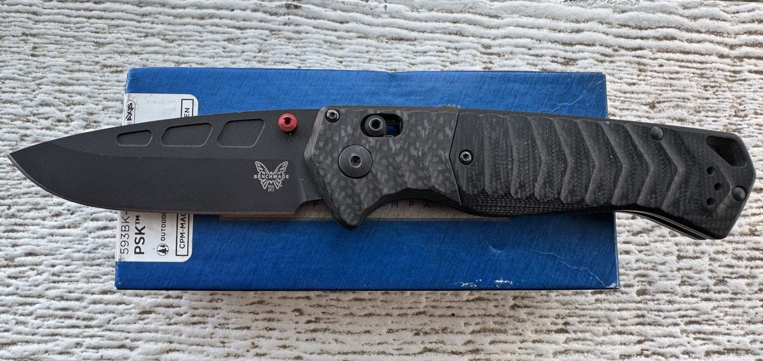 Benchmade 593BK-01 PSK Assisted AXIS Lock CPM-MagnaCut Carbon Fiber Knife Benchmade 593BK-01 PSK Assisted AXIS Lock CPM-MagnaCut Carbon Fiber Knife
