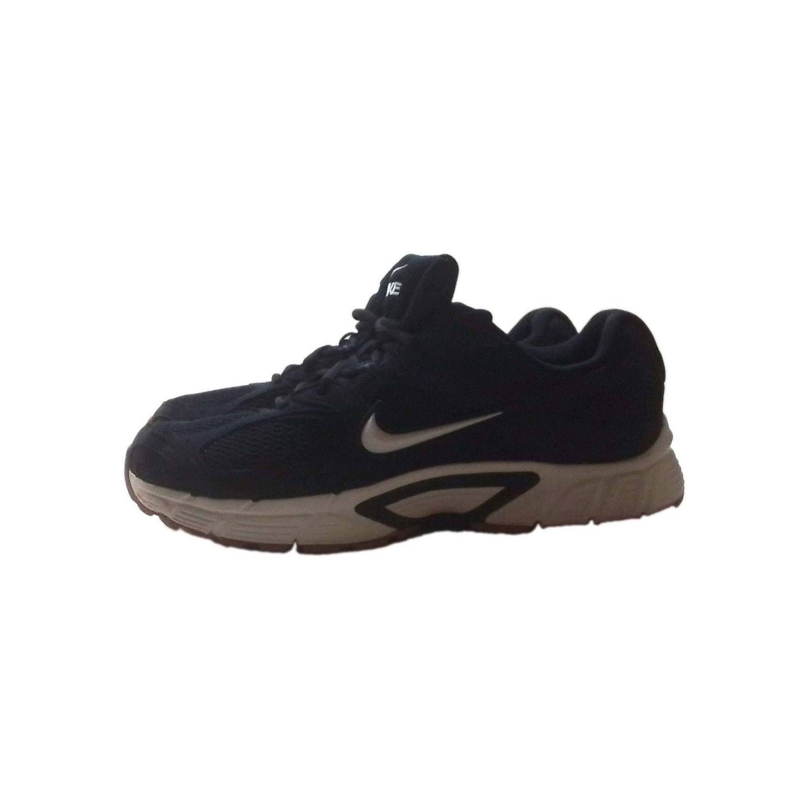 NIKE V5 RNR SNEAKERS - SIZE 14 NIKE V5 RNR SNEAKERS - SIZE 14