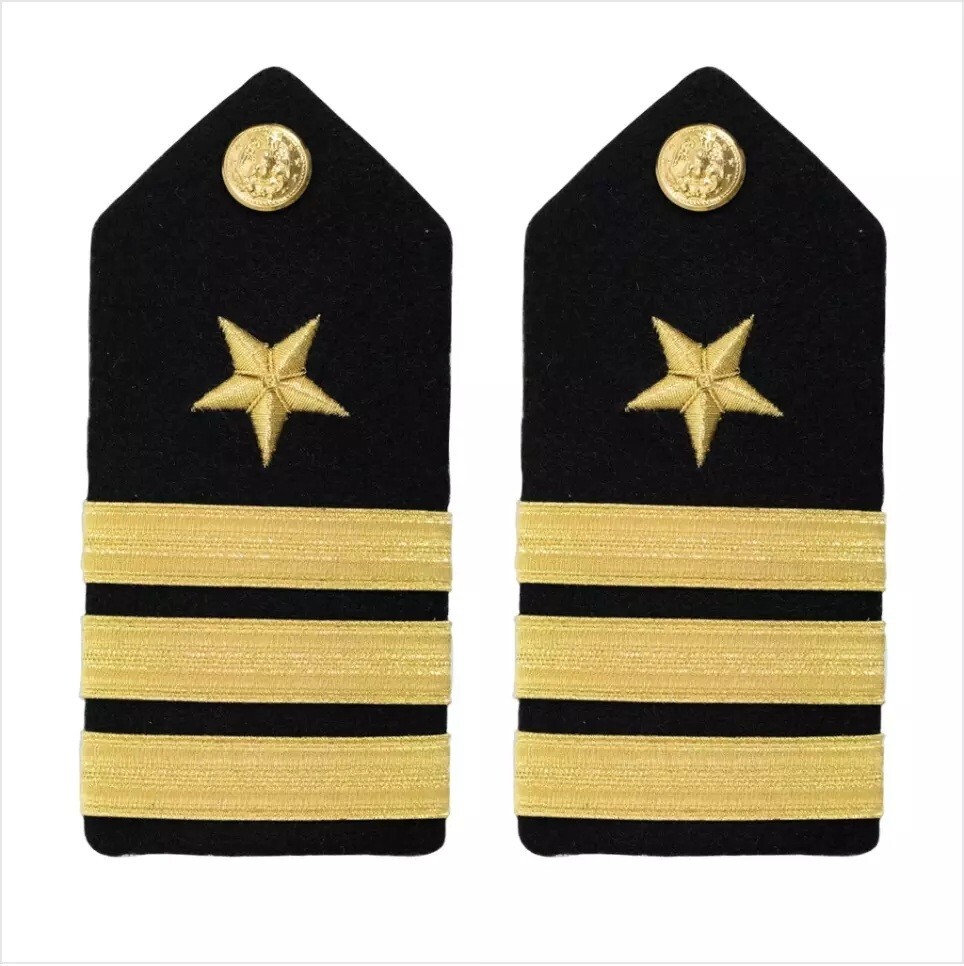 U.S. NAVY Officer Hard SHOULDER BOARD LINE COMMANDER U.S. NAVY Officer Hard SHOULDER BOARD LINE COMMANDER