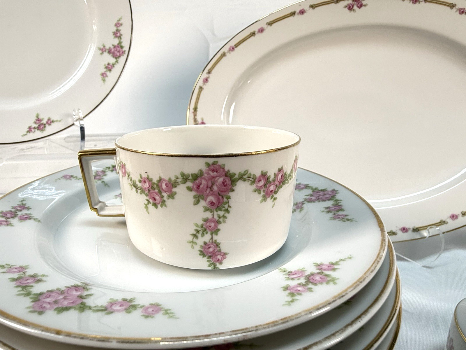 Heinrich & Co Rosalinda Bavaria China Set - 44pc Pink Rose Gold Trim Vintage Heinrich & Co Rosalinda Bavaria China Set - 44pc Pink Rose Gold Trim Vintage