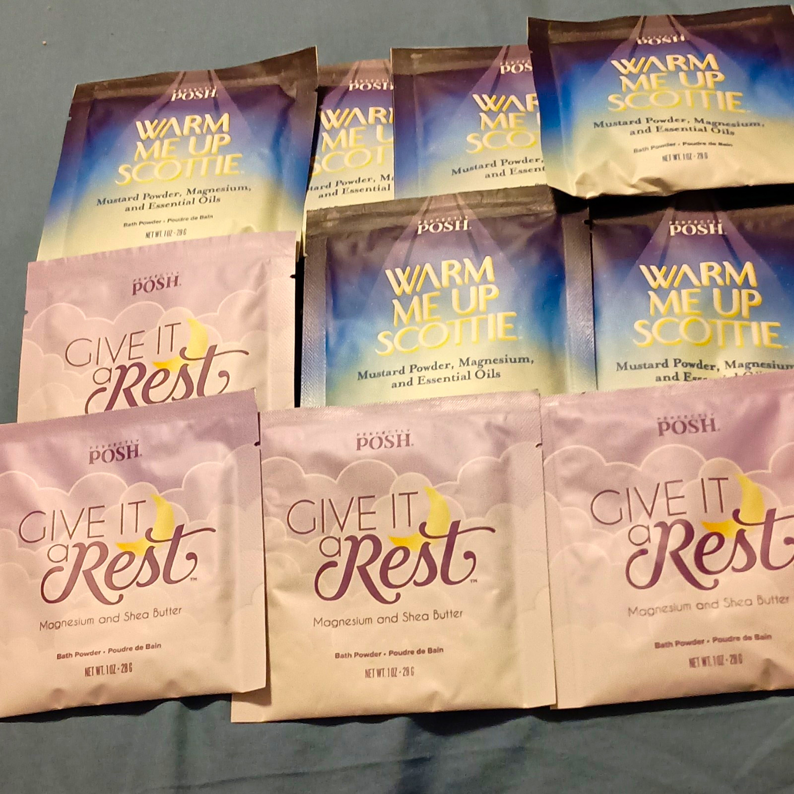 Perfectly Posh Bath Salts 1 oz 6 Warm Me Up Scottie & 4 Give It a Rest Packets Perfectly Posh Bath Salts 1 oz 6 Warm Me Up Scottie & 4 Give It a Rest Packets