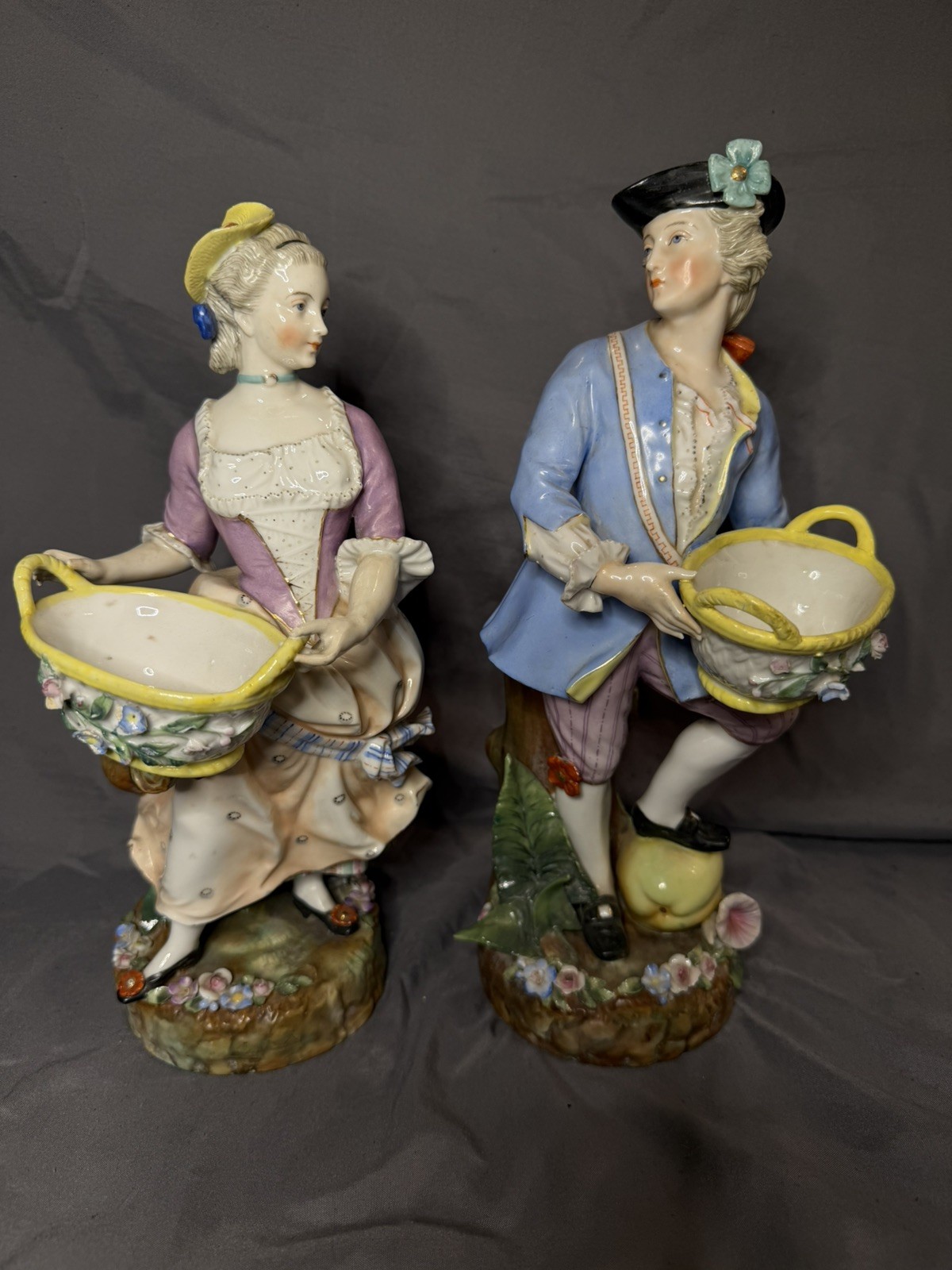 Large 1880s Antique German Sitzendorf Noble Couple Porcelain Figurine 11 Large 1880s Antique German Sitzendorf Noble Couple Porcelain Figurine 11