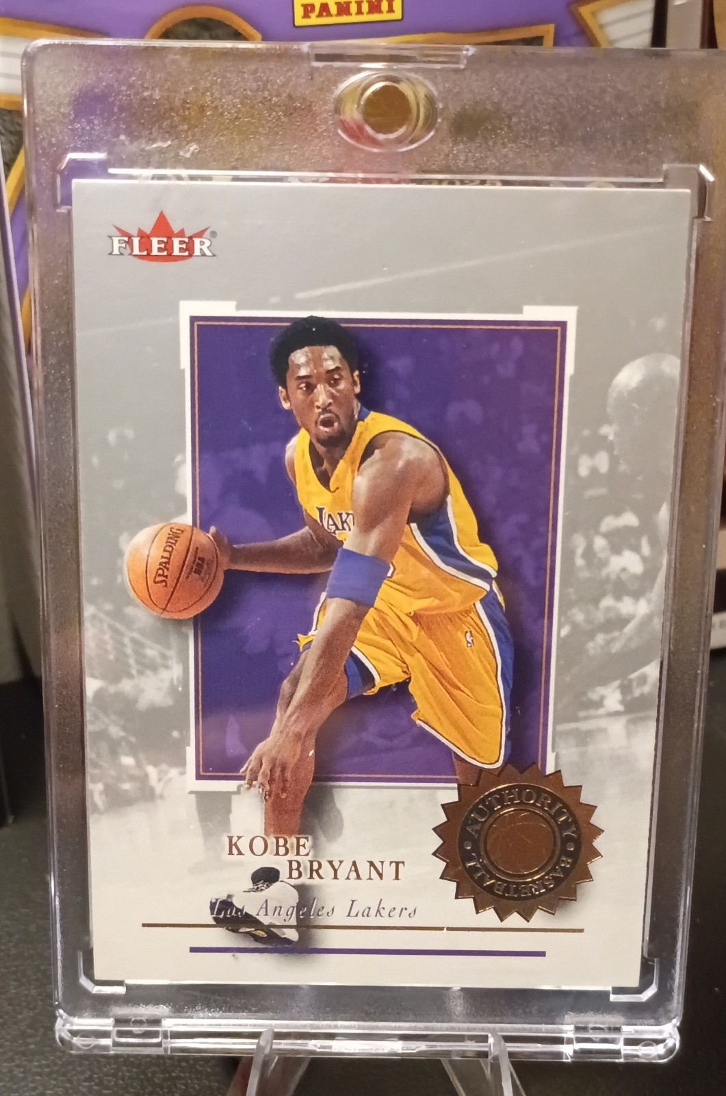 2000-01 Fleer Authority - Kobe Bryant #87