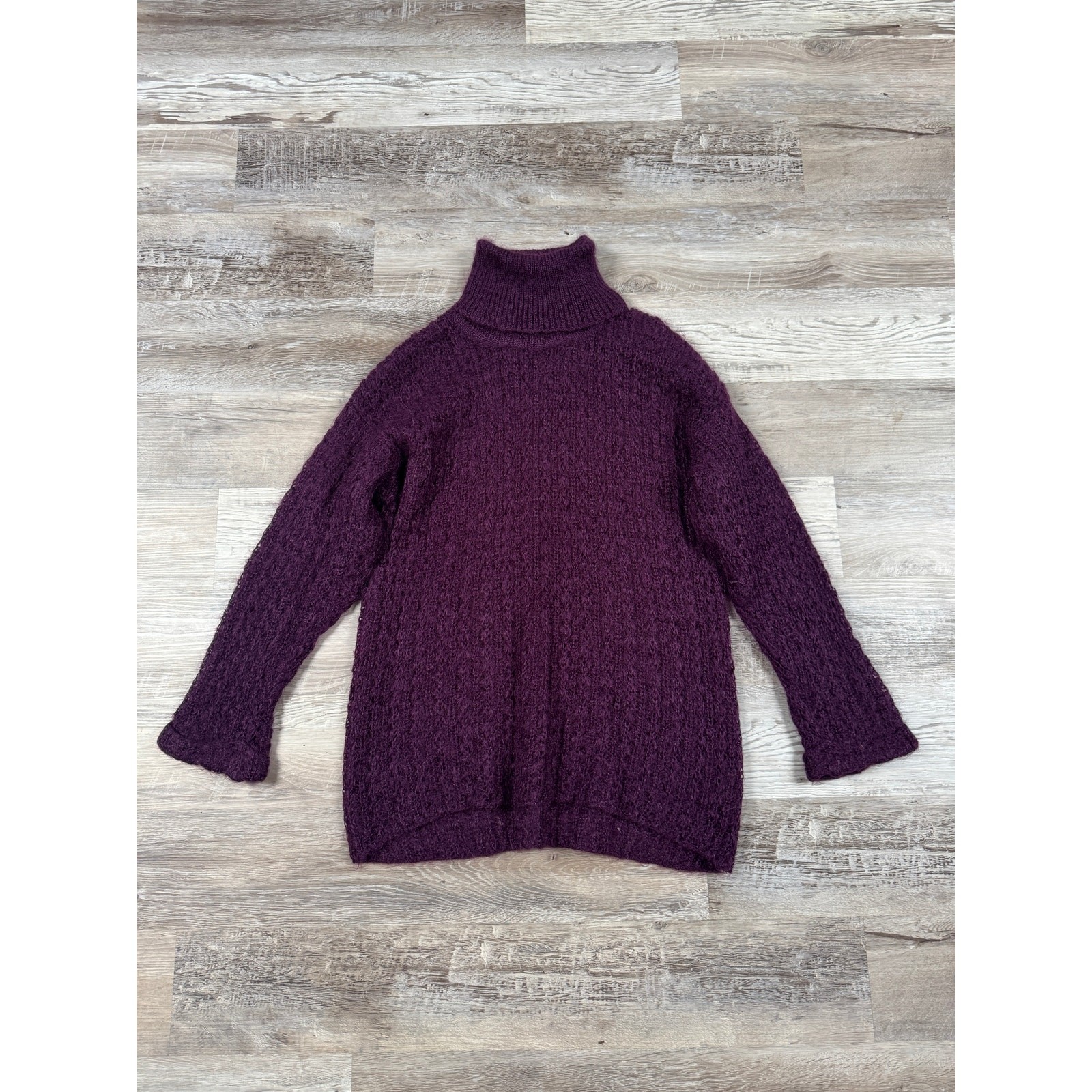 Vintage 80s Mohair Wool Turtleneck Sweater Plum Purple Fuzzy Whimsigoth Fall L