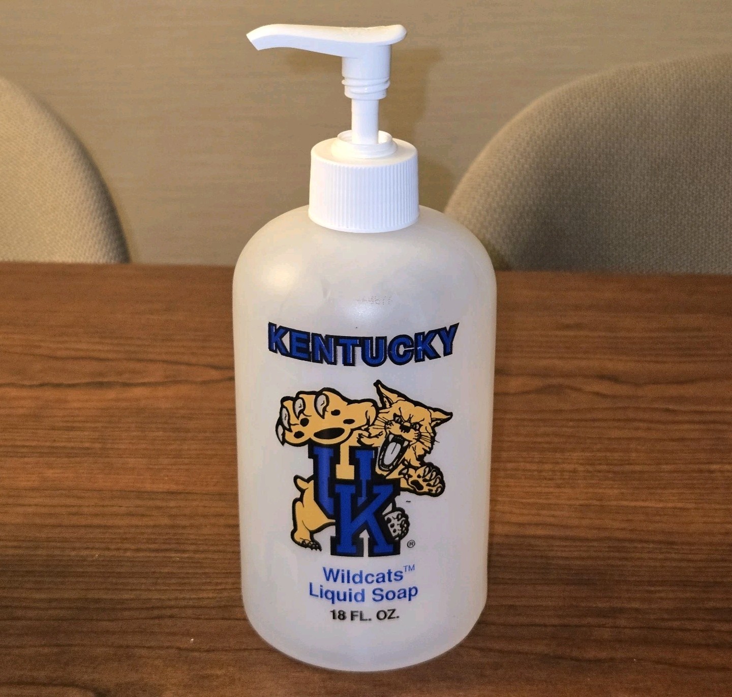Vintage Kentucky Wildcats Liquid Soap Pump Bottle 18 oz NCAA UK Decor Mascot