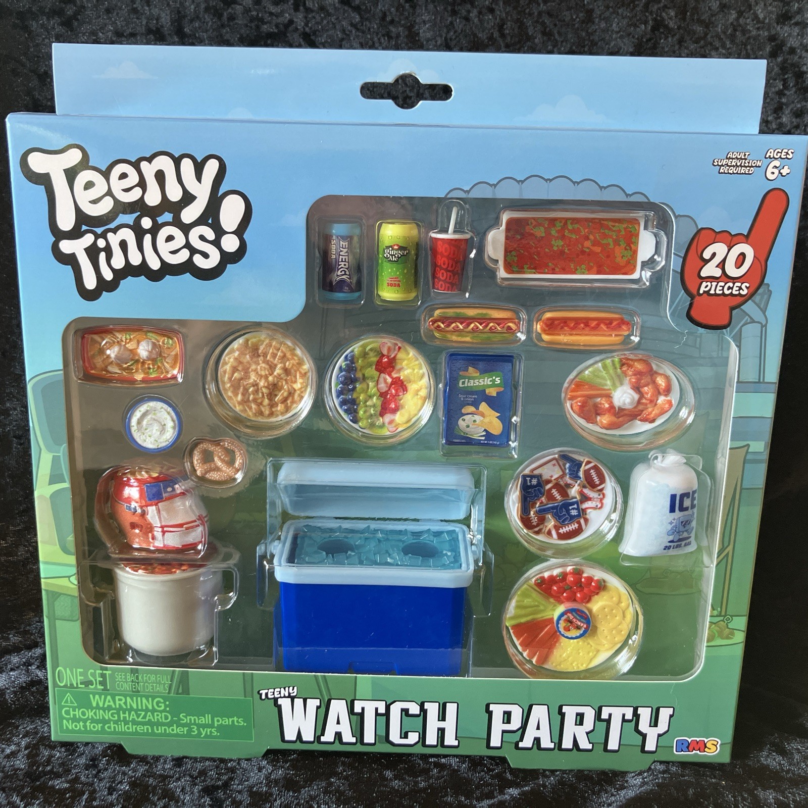 RMS NEW Teeny Tinies Teeny Watch Party/Tailgate Party 20pc Play-set W/ Cooler RMS NEW Teeny Tinies Teeny Watch Party/Tailgate Party 20pc Play-set W/ Cooler