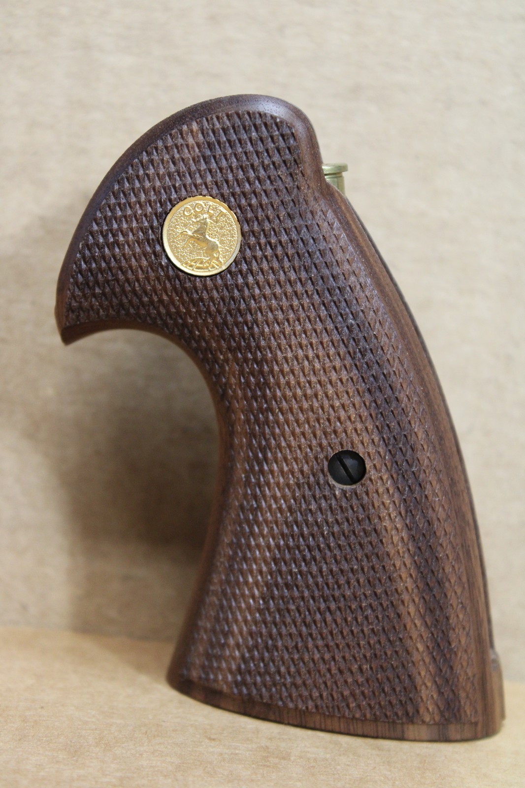 COLT PYTHOM GRIPS G1 GENERATION 1 VINTAGE COLT PYTHON COLT PYTHOM GRIPS G1 GENERATION 1 VINTAGE COLT PYTHON