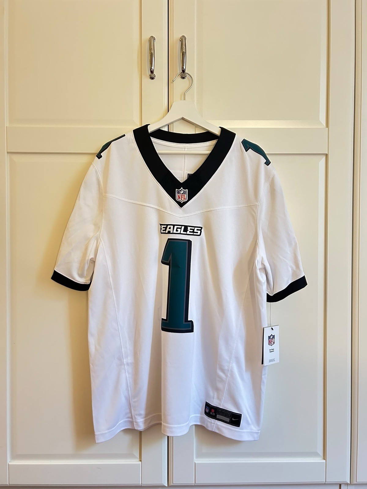 Jalen Hurts Philadelphia Eagles Men’s Vapor Fuse Limited Jersey - Size L *NEW* Jalen Hurts Philadelphia Eagles Men’s Vapor Fuse Limited Jersey - Size L *NEW*