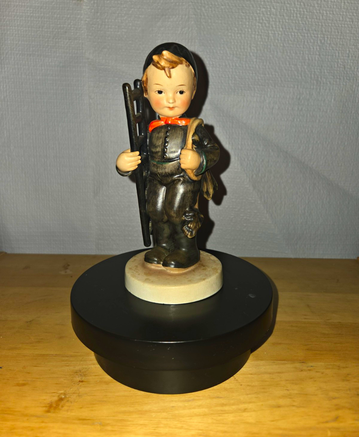 Rare M.I. Hummel 12/I Chimney Sweep TMK-1 Crown U.S.-Zone Germany Goebel