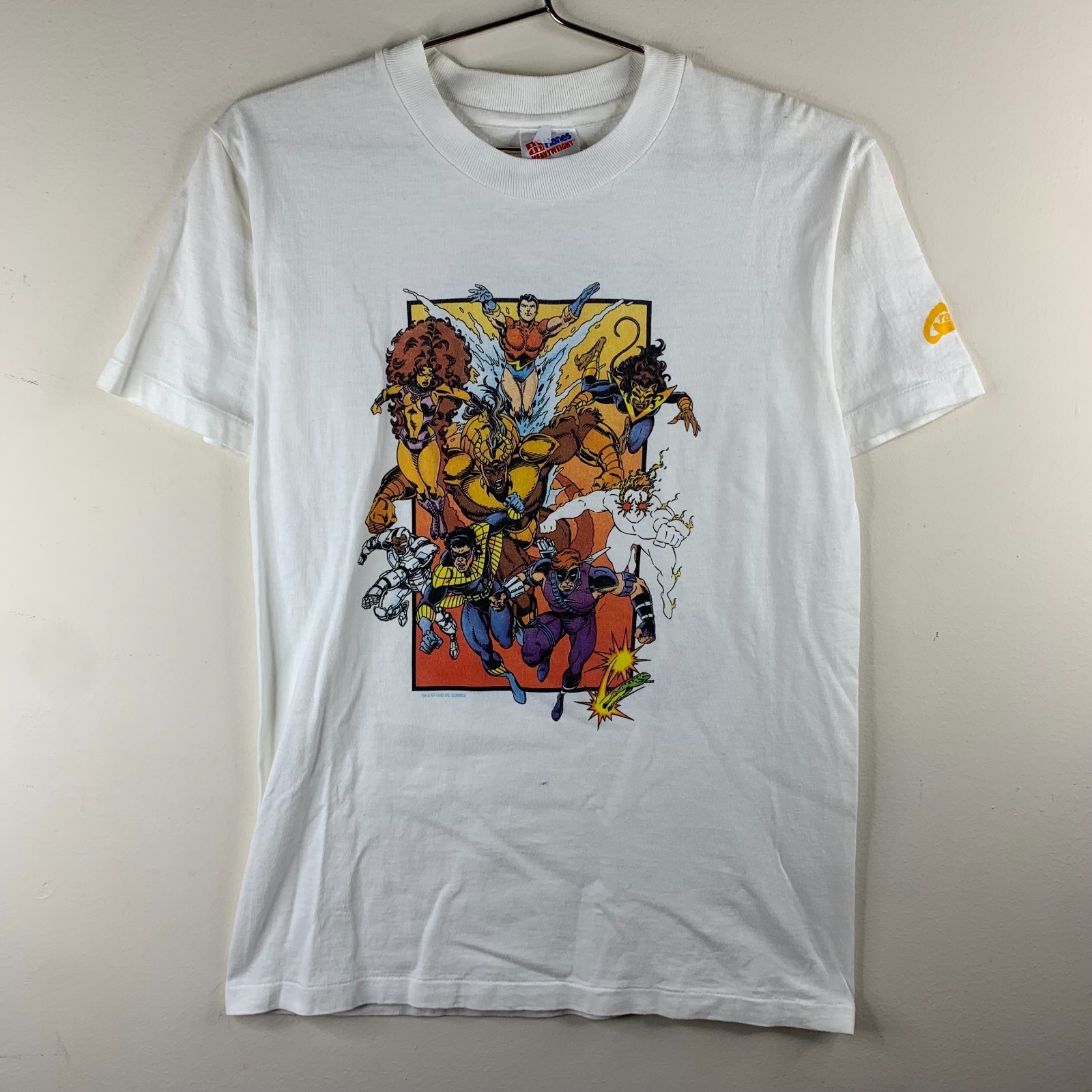 Vintage 1993 DC Comics New Titans Graffiti Designs T-Shirt Men\'s S Hanes